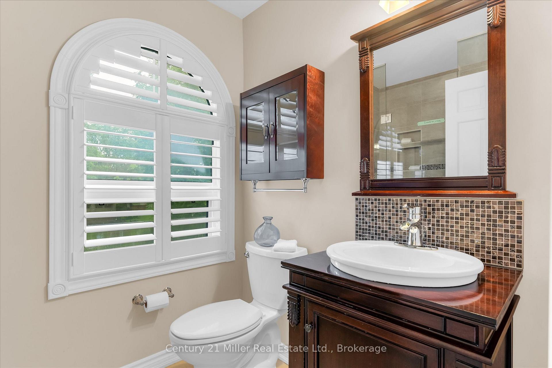 Photo 33 of 1482 Caulder Drive, Oakville, Morrison — HOMEH