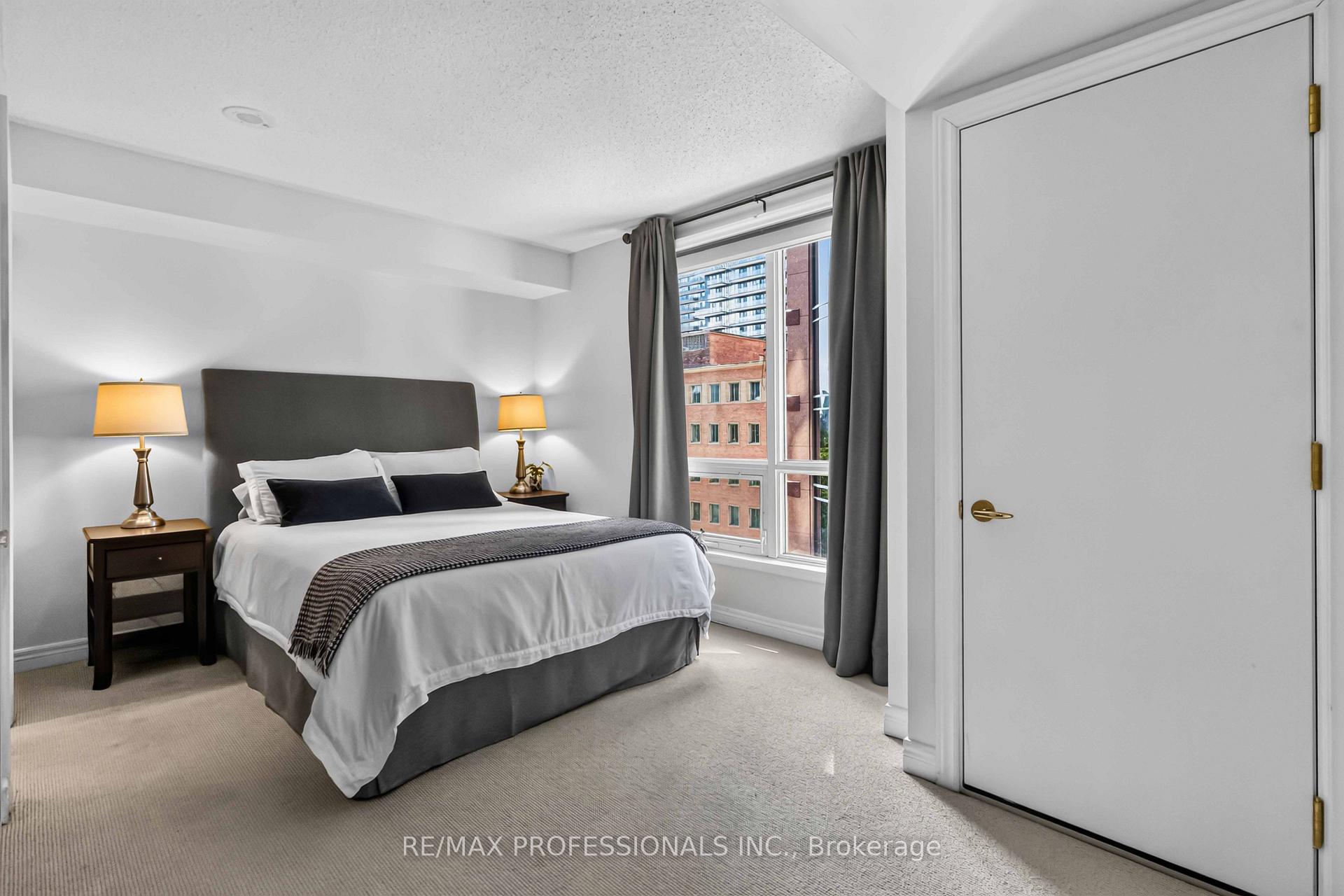 Photo 3 of Unit 601, 100 Hayden Street, Toronto, Church-Yonge Corridor — HOMEH
