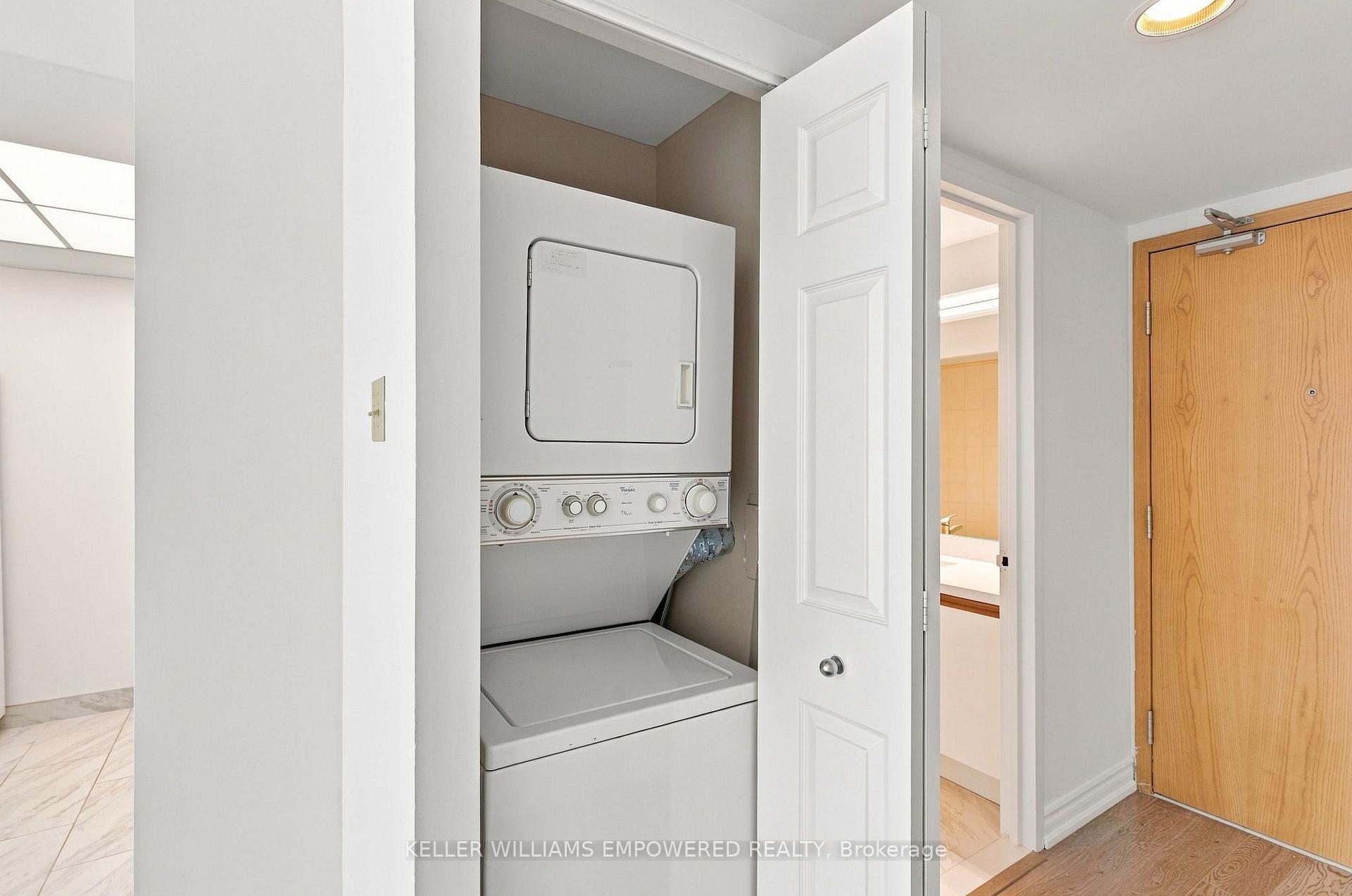 Photo 19 of Unit 1303, 77 Harbour Square, Toronto, Waterfront Communities — HOMEH