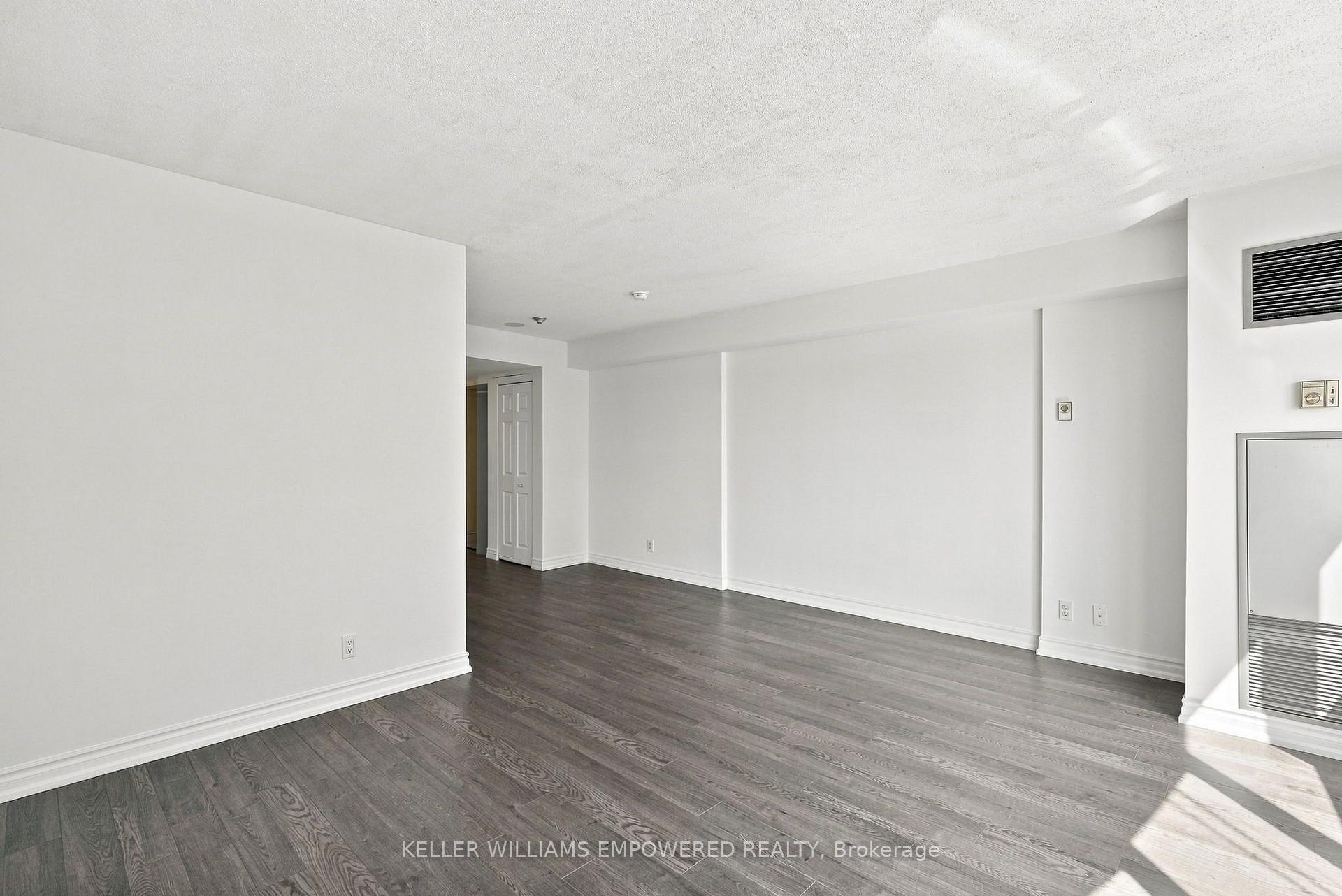 Photo 23 of Unit 1303, 77 Harbour Square, Toronto, Waterfront Communities — HOMEH