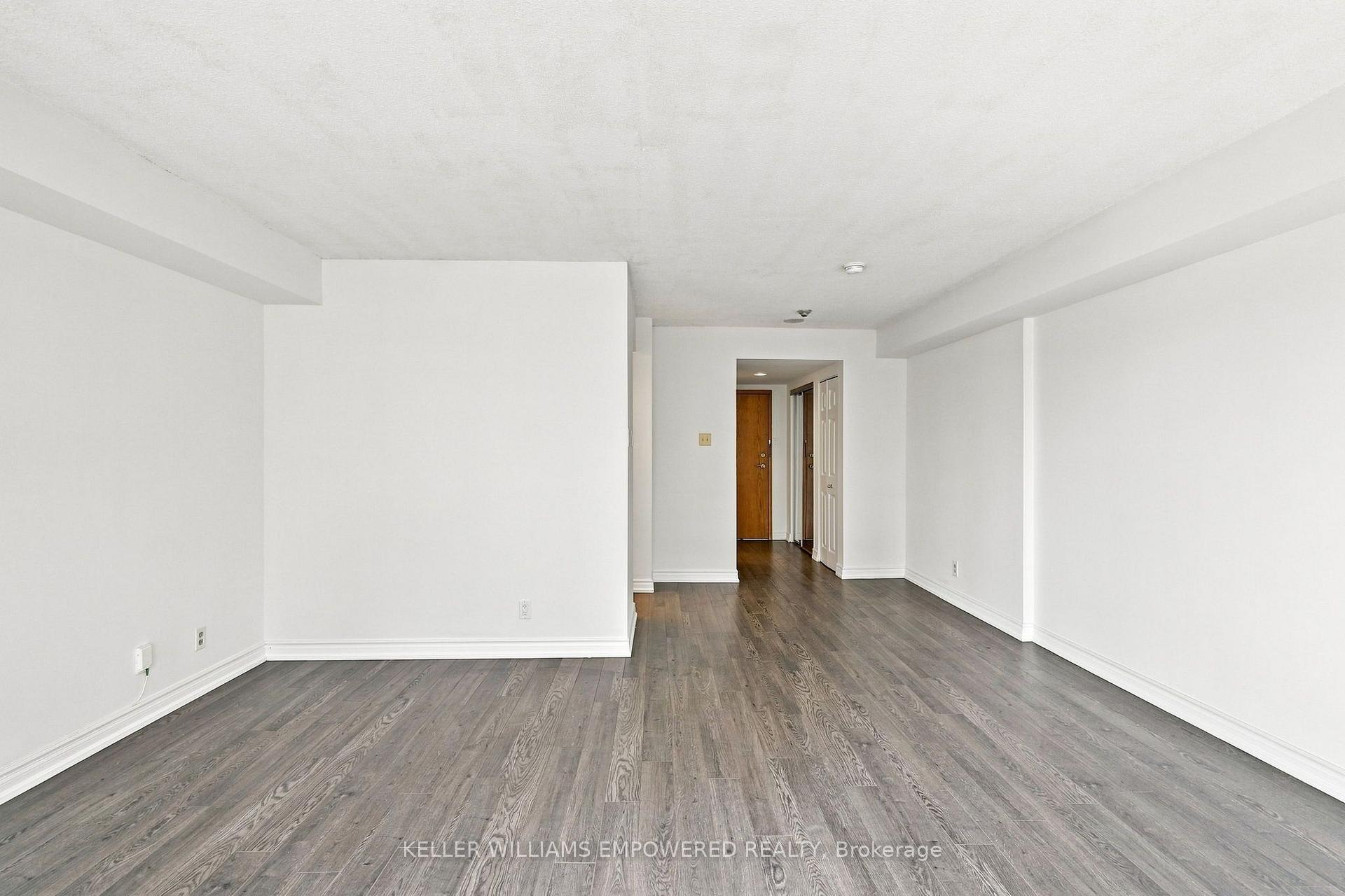 Photo 26 of Unit 1303, 77 Harbour Square, Toronto, Waterfront Communities — HOMEH