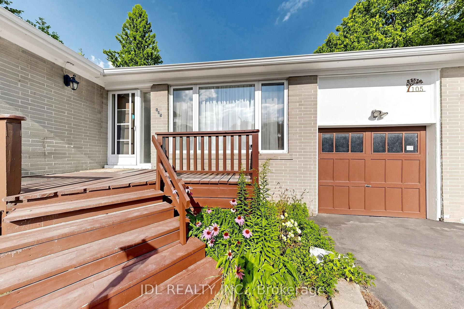 Photo 39 of 105 Park Avenue, Newmarket, Central Newmarket — HOMEH