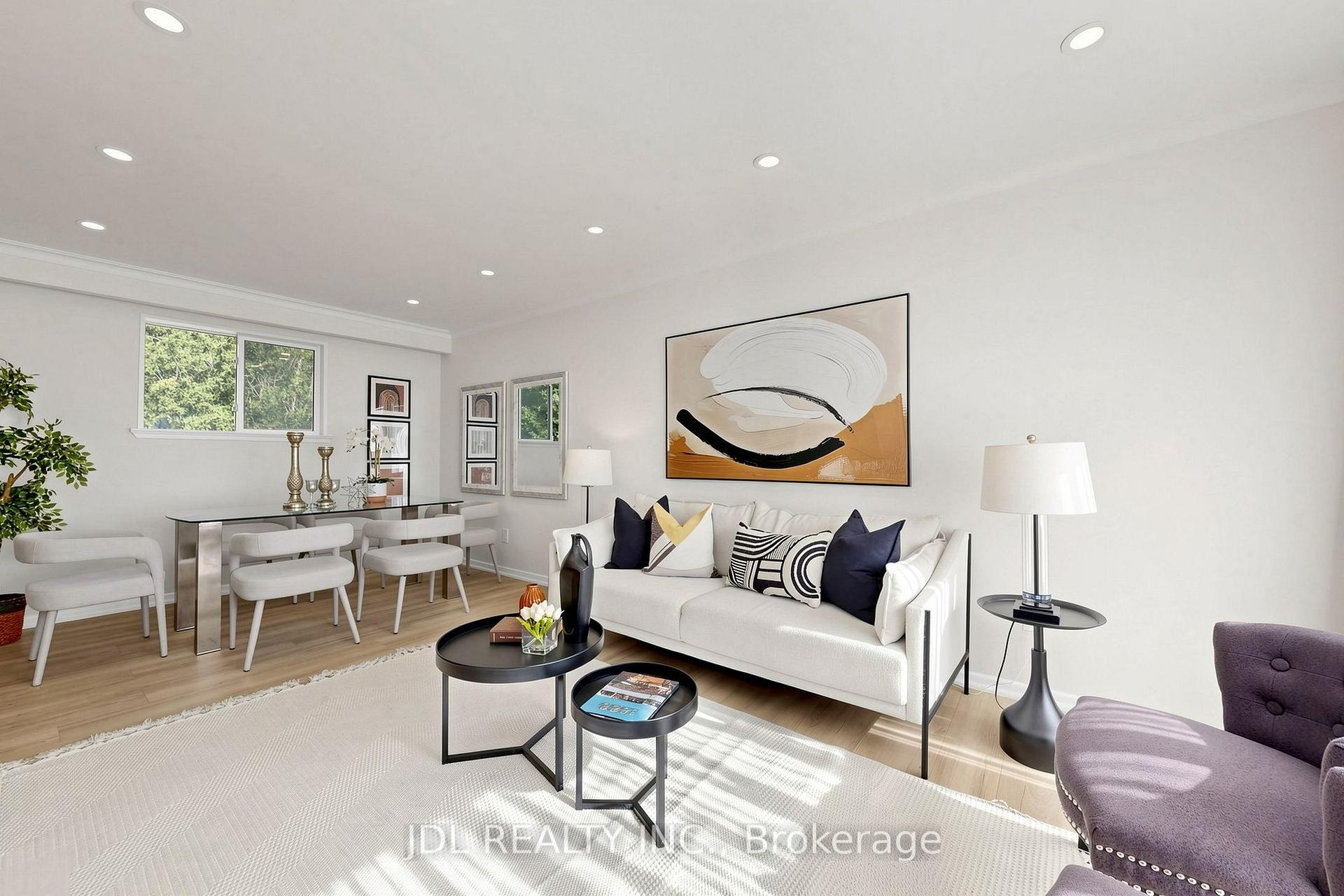 Photo 41 of 105 Park Avenue, Newmarket, Central Newmarket — HOMEH