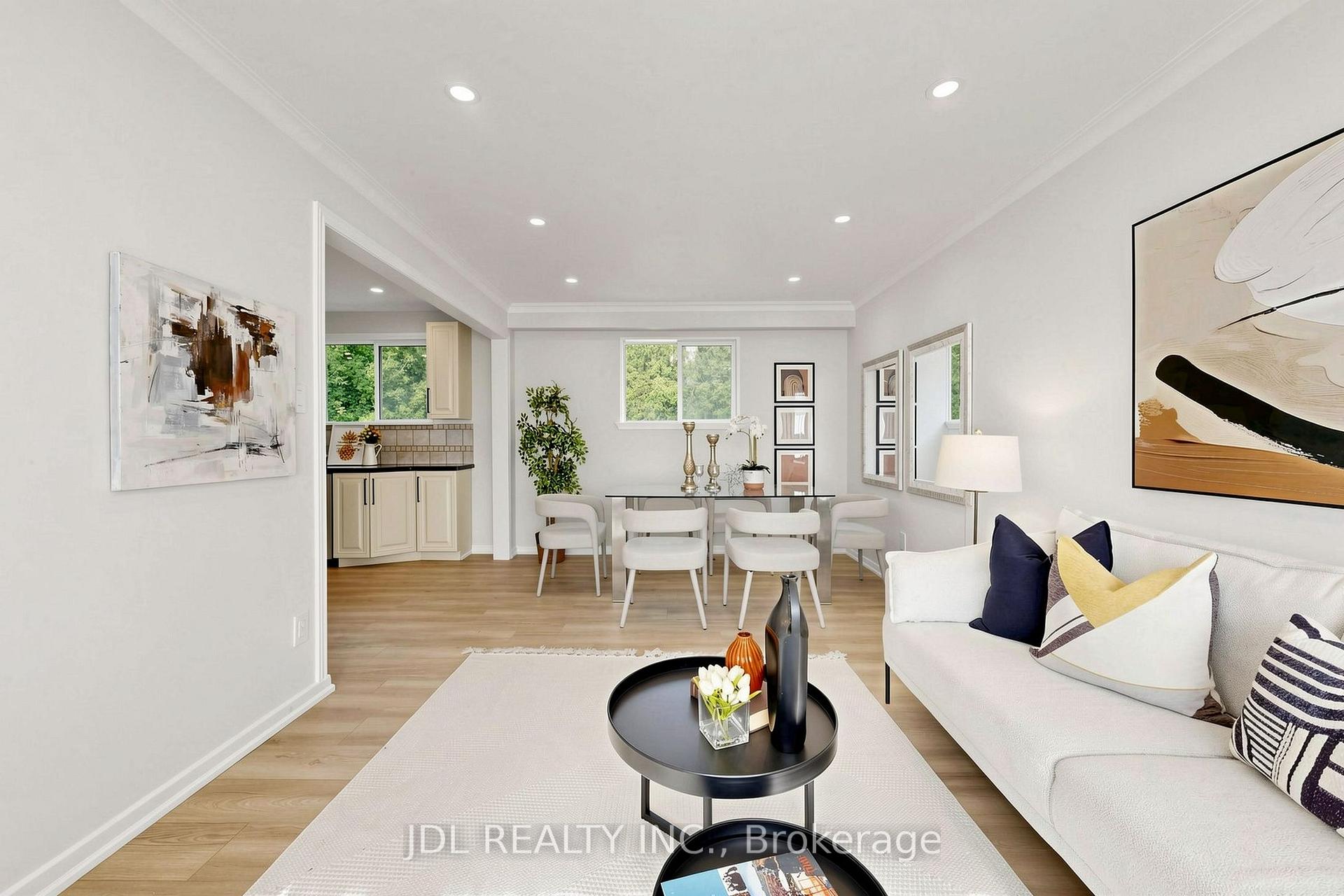 Photo 44 of 105 Park Avenue, Newmarket, Central Newmarket — HOMEH