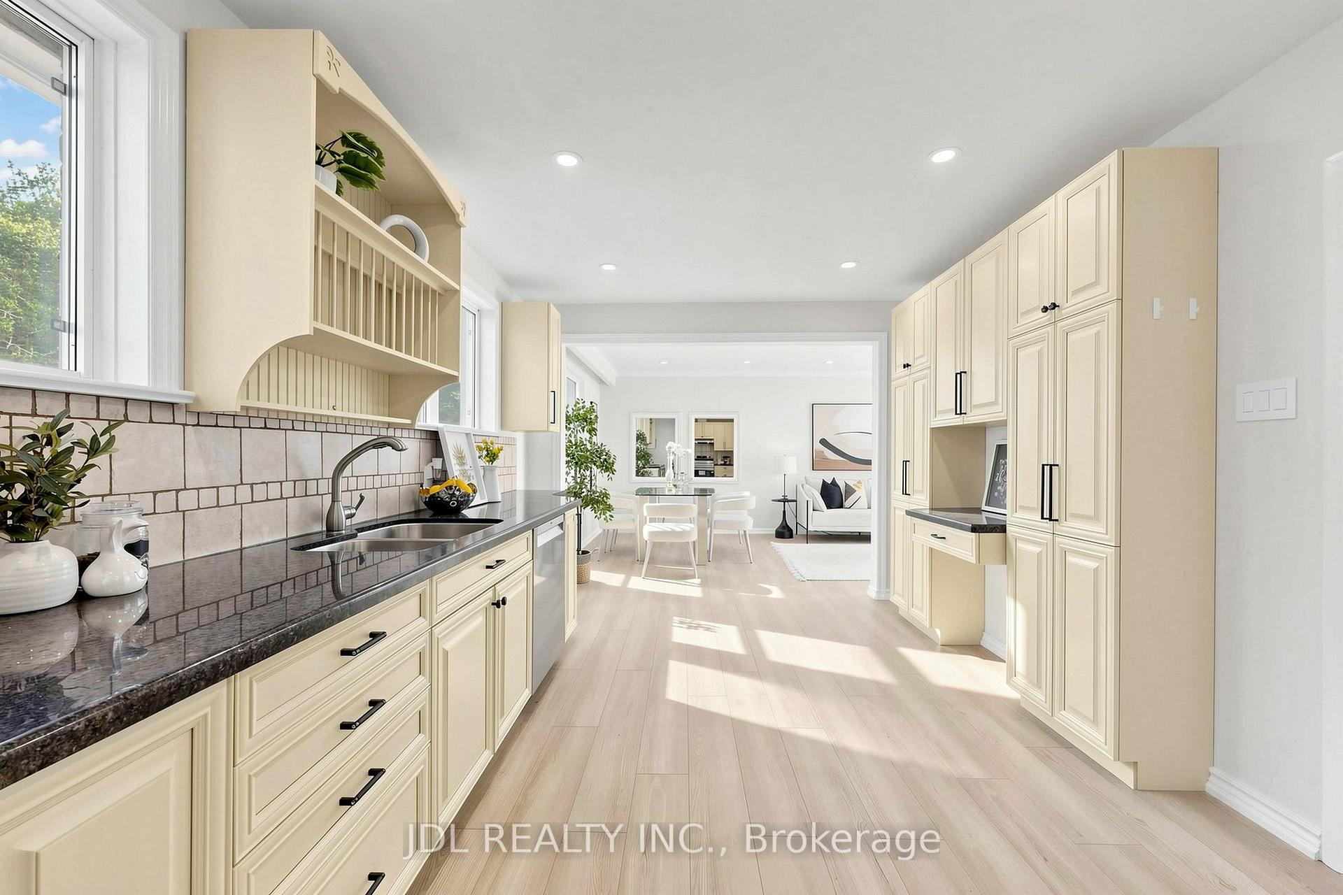 Photo 50 of 105 Park Avenue, Newmarket, Central Newmarket — HOMEH