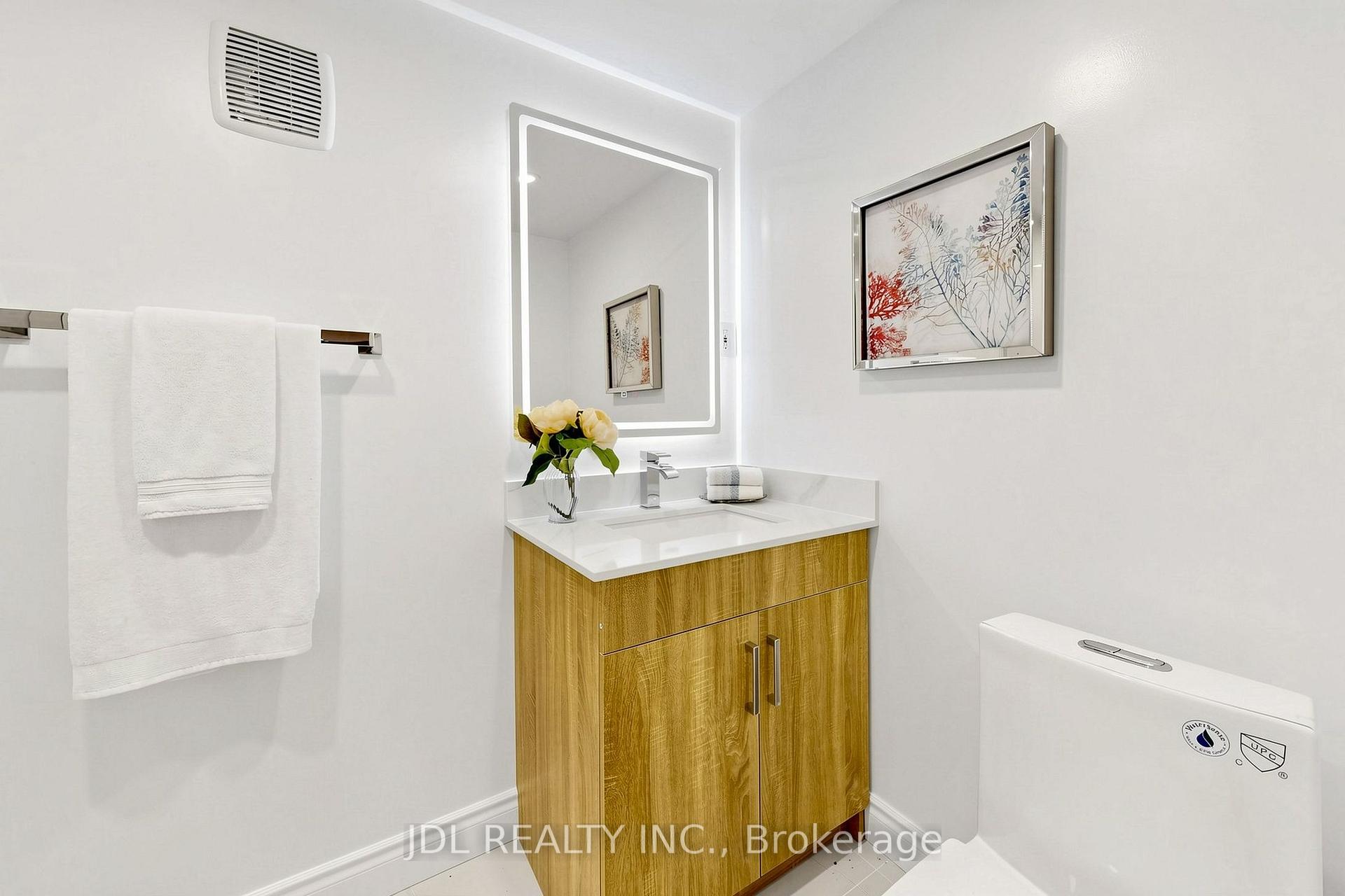 Photo 63 of 105 Park Avenue, Newmarket, Central Newmarket — HOMEH