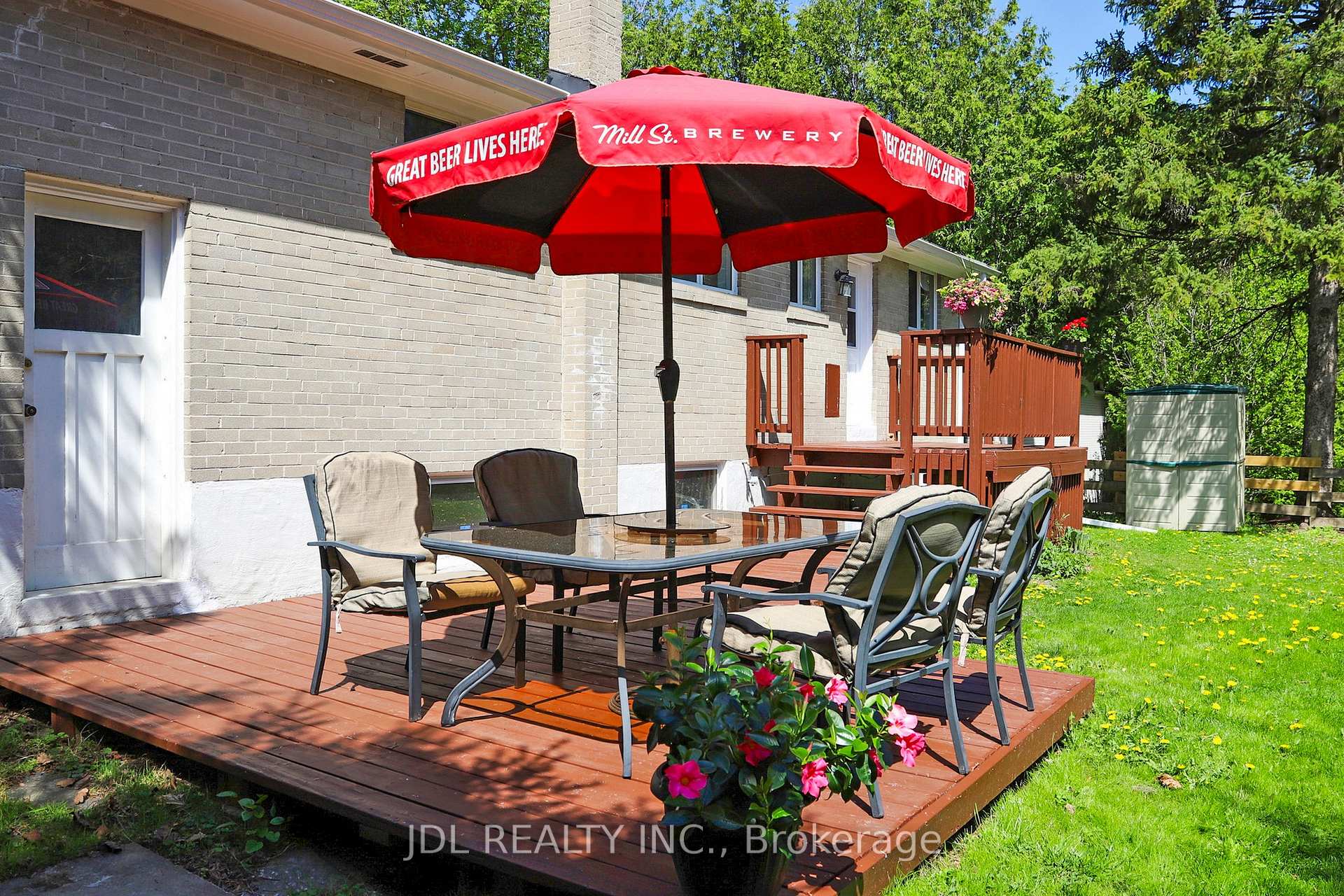 Photo 71 of 105 Park Avenue, Newmarket, Central Newmarket — HOMEH