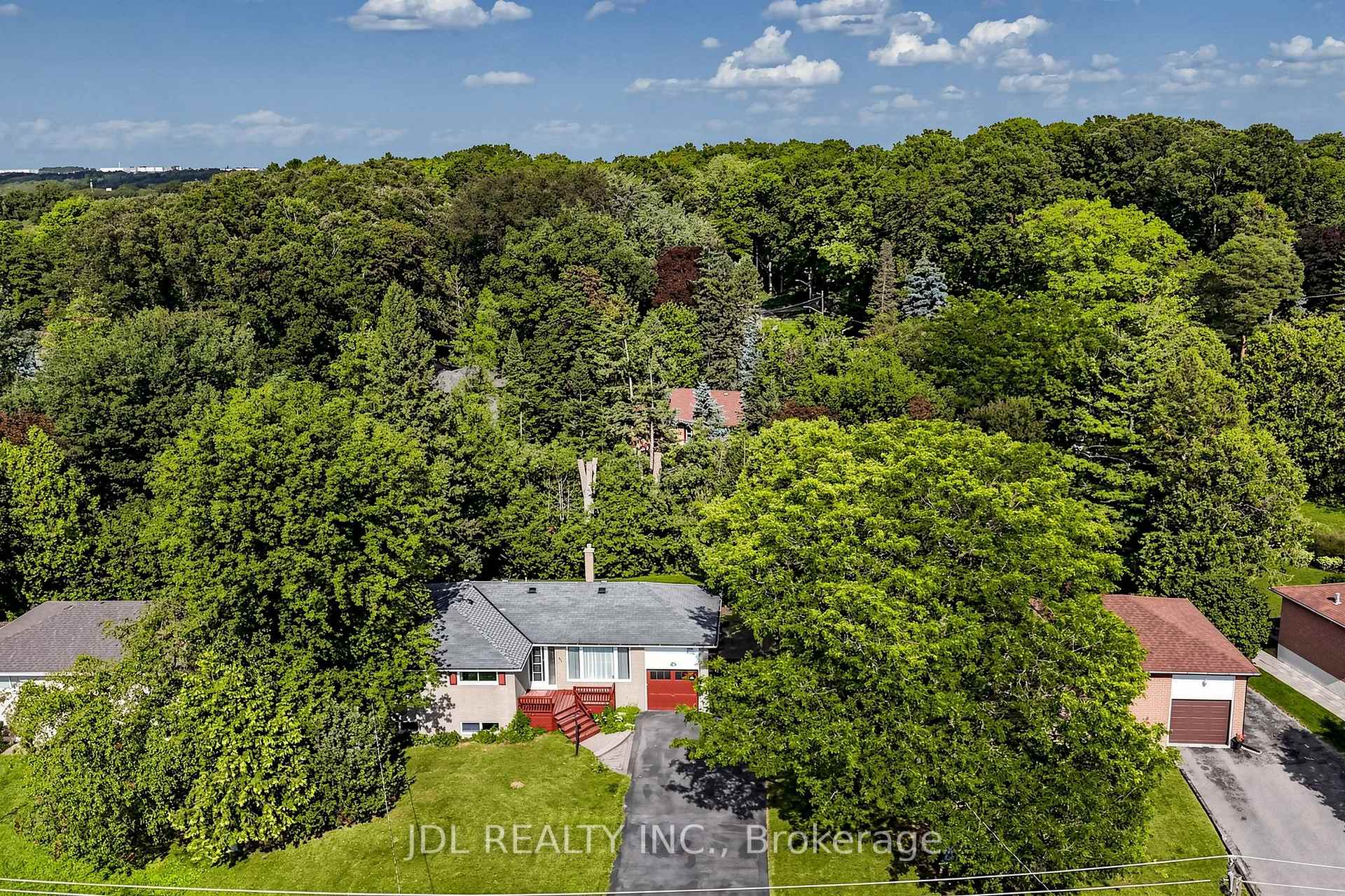Photo 76 of 105 Park Avenue, Newmarket, Central Newmarket — HOMEH