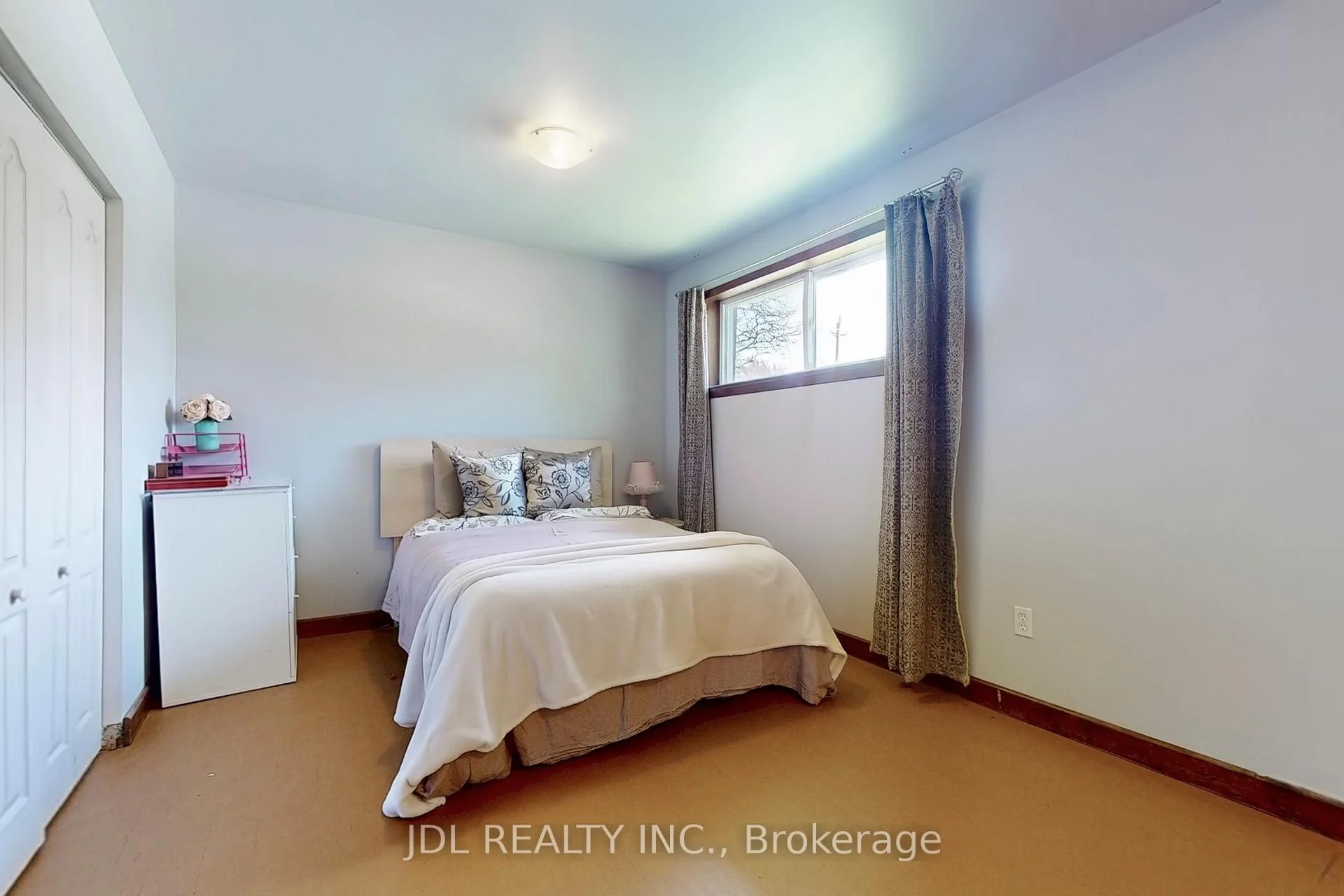 Photo 16 of 105 Park Avenue, Newmarket, Central Newmarket — HOMEH