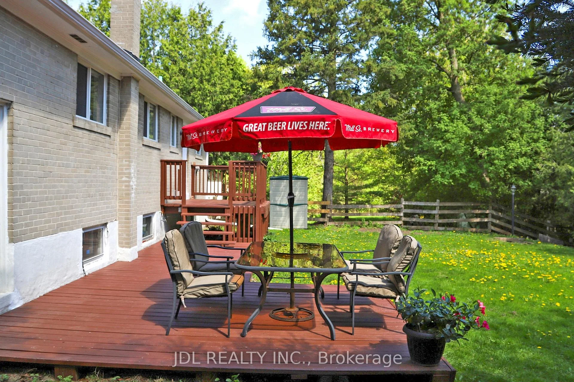 Photo 38 of 105 Park Avenue, Newmarket, Central Newmarket — HOMEH