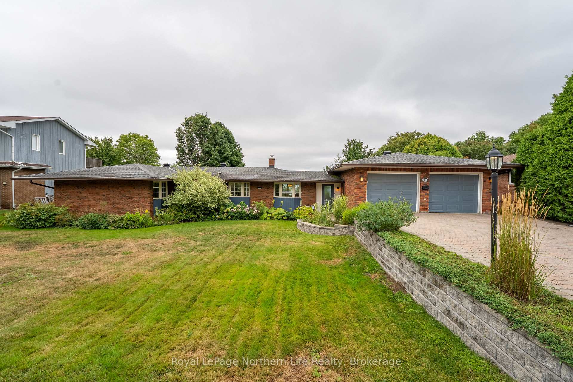 Photo 1 of 185 Wallace Heights Drive, North Bay, Airport — HOMEH