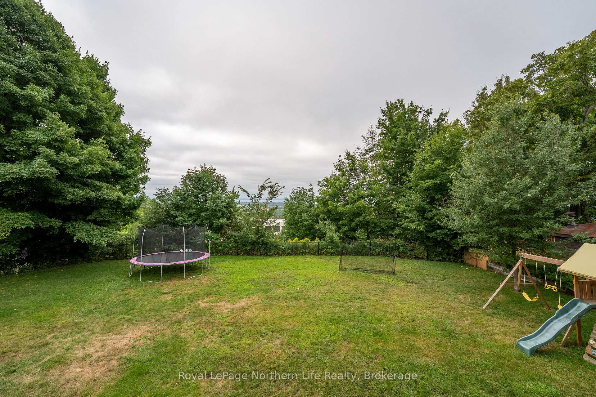 Photo 7 of 185 Wallace Heights Drive, North Bay, Airport — HOMEH