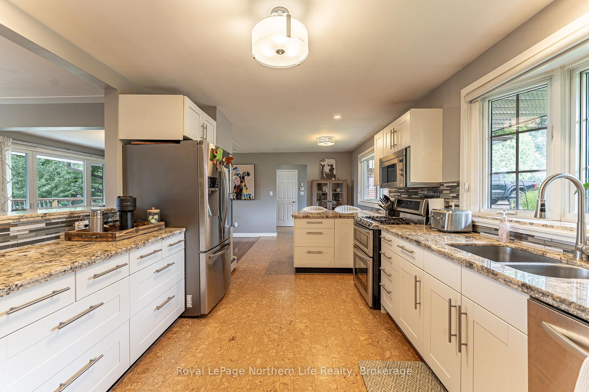 Photo 15 of 185 Wallace Heights Drive, North Bay, Airport — HOMEH