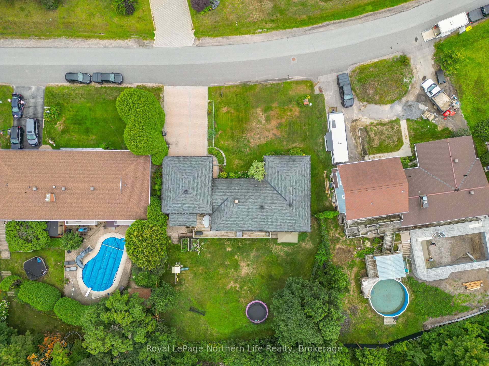 Photo 48 of 185 Wallace Heights Drive, North Bay, Airport — HOMEH