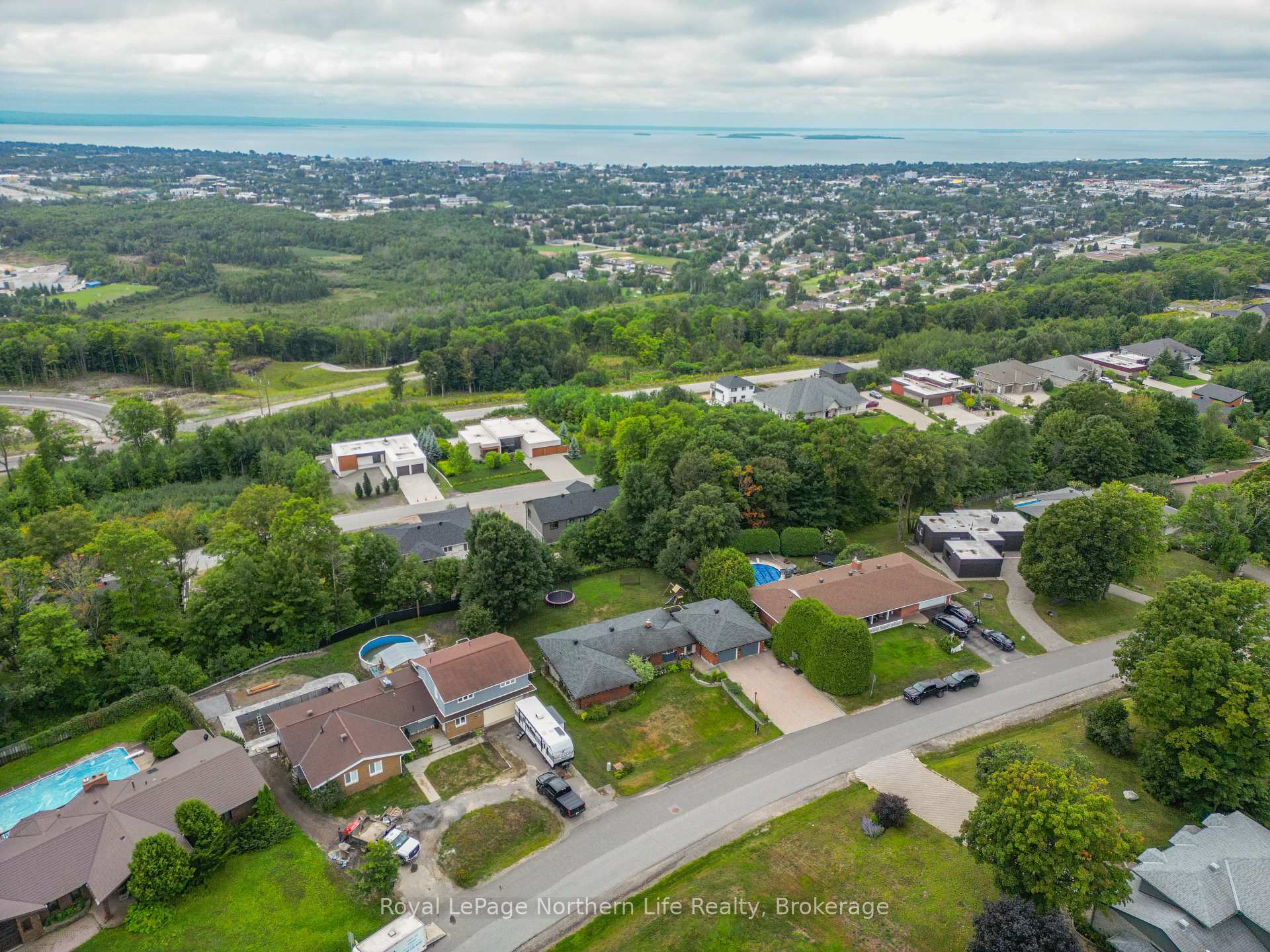 Photo 50 of 185 Wallace Heights Drive, North Bay, Airport — HOMEH