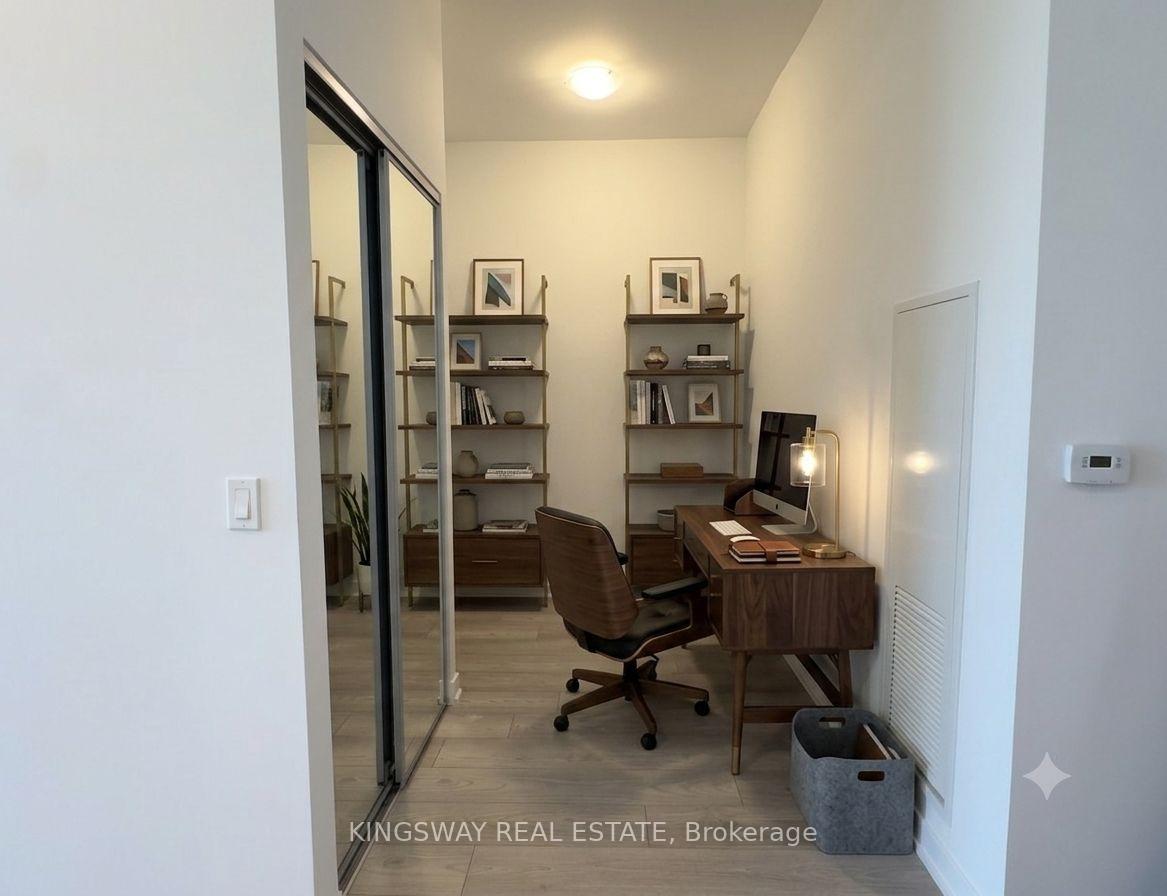 Photo 5 of Unit 610, 474 Caldari Road, Vaughan, Concord — HOMEH