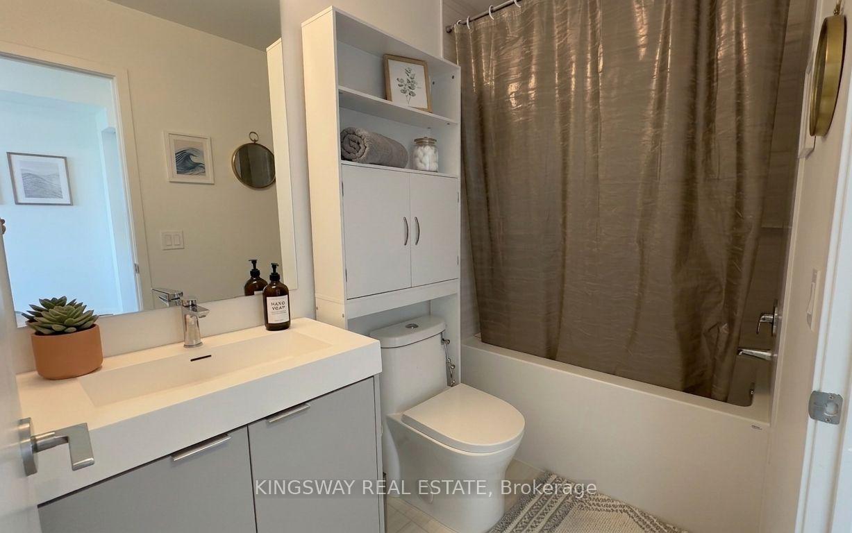 Photo 6 of Unit 610, 474 Caldari Road, Vaughan, Concord — HOMEH