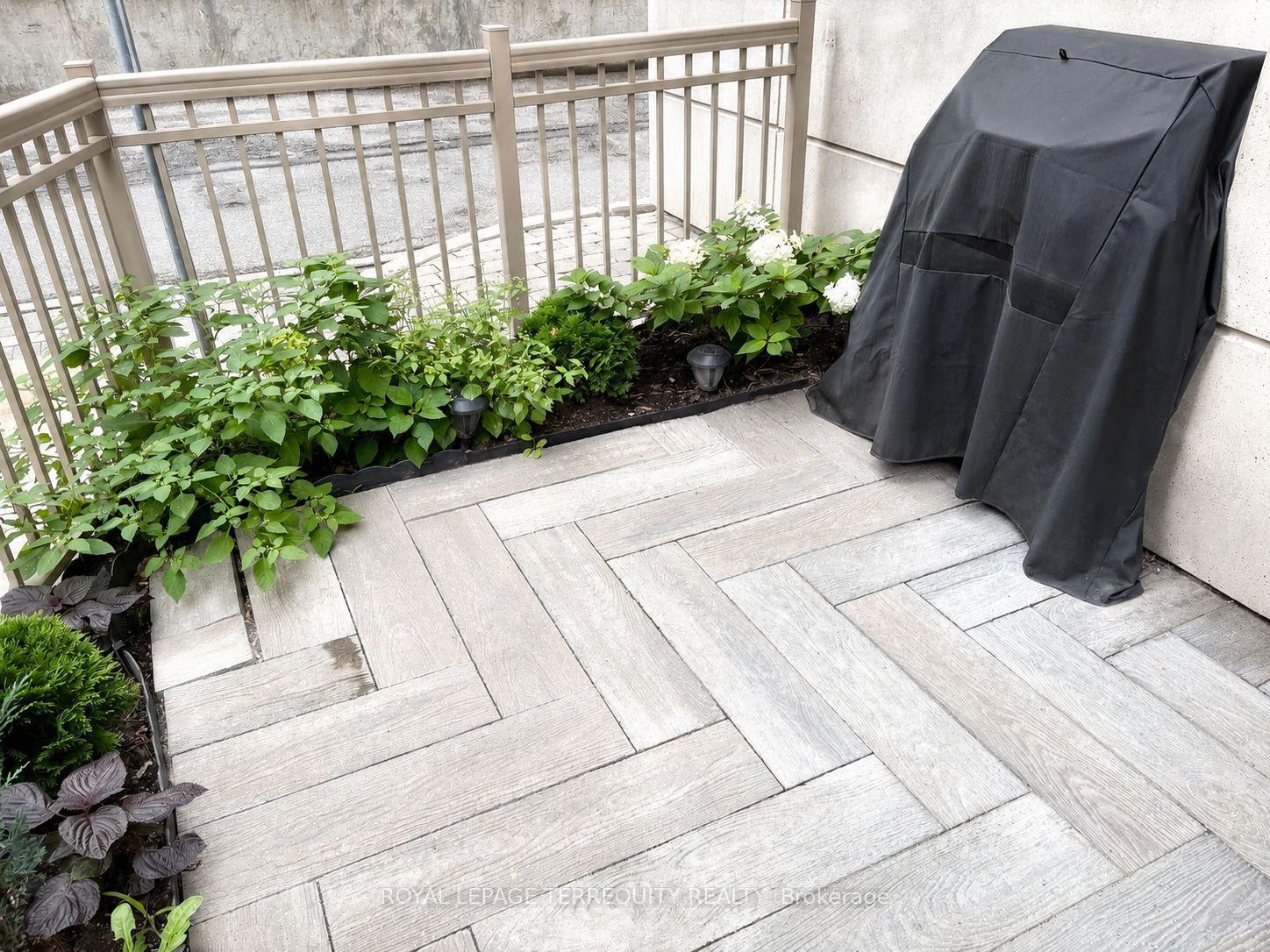 Photo 11 of Unit 101, 60 St Clair Avenue W, Toronto, Yonge-St. Clair — HOMEH