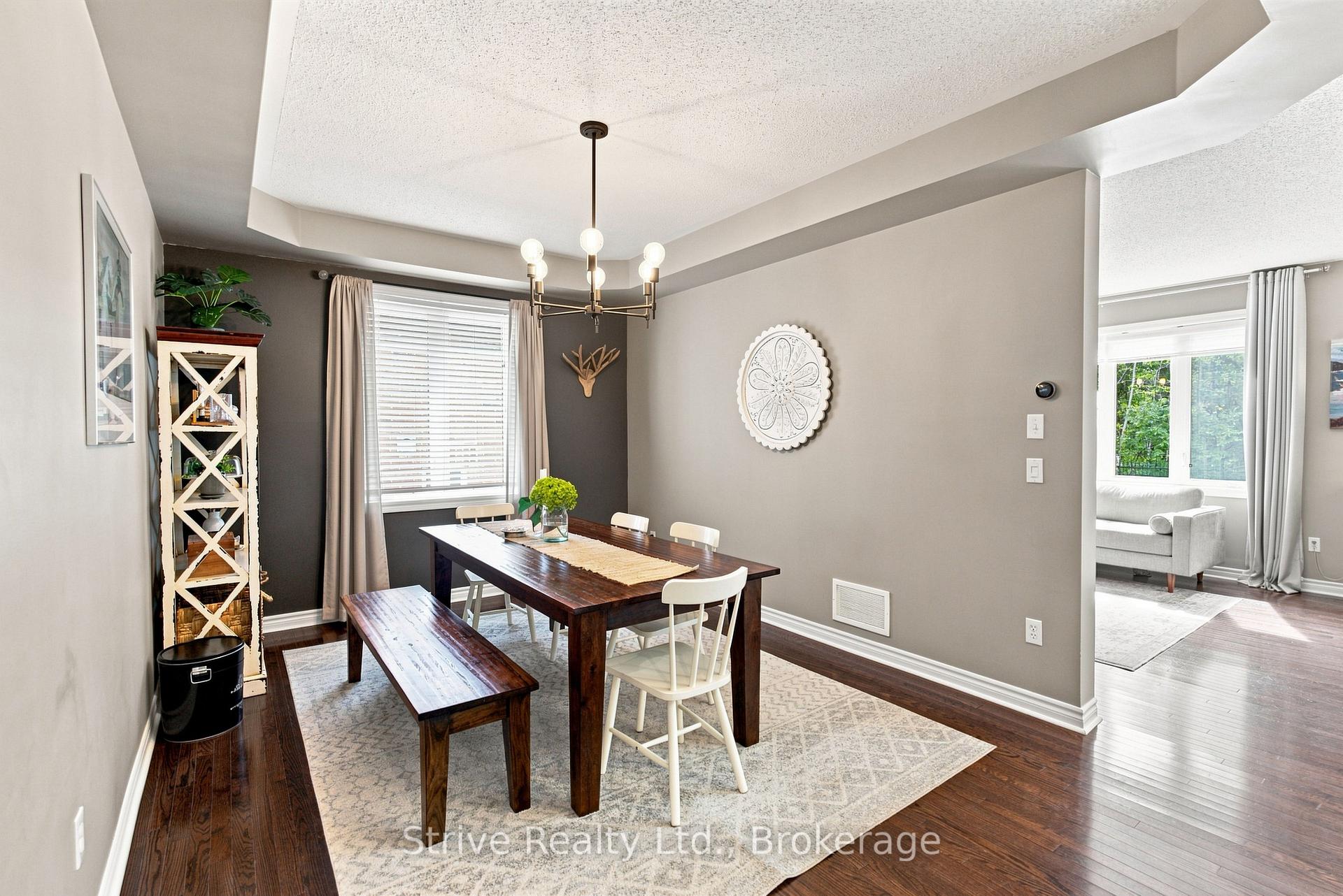Photo 5 of 28 Woolacott Lane, Clarington, Bowmanville — HOMEH
