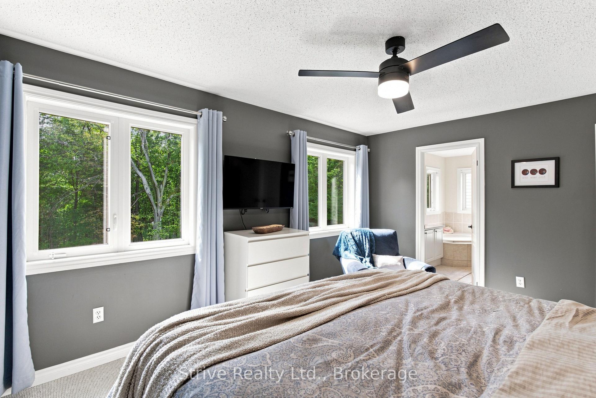 Photo 22 of 28 Woolacott Lane, Clarington, Bowmanville — HOMEH