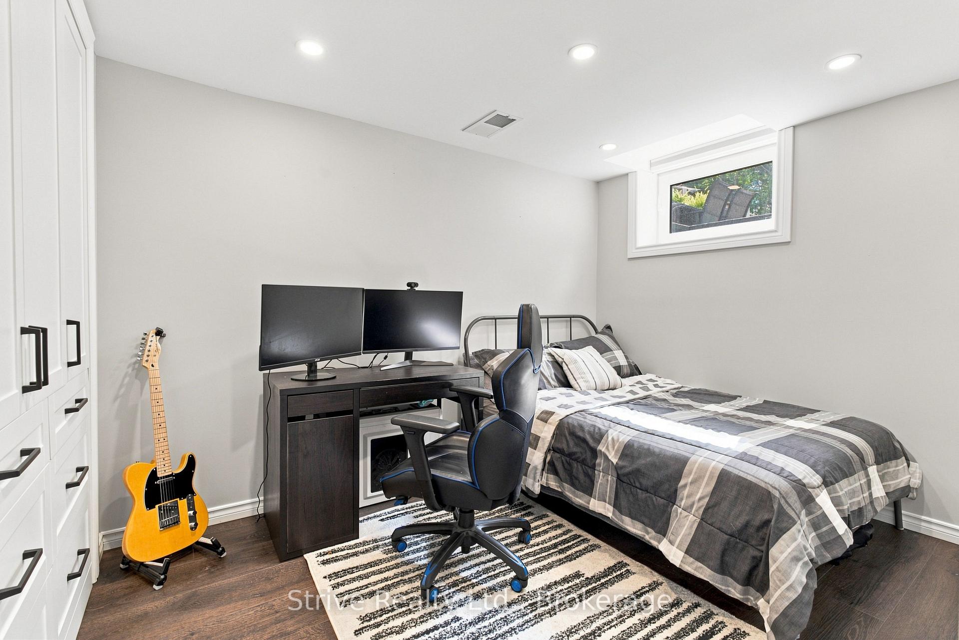 Photo 29 of 28 Woolacott Lane, Clarington, Bowmanville — HOMEH