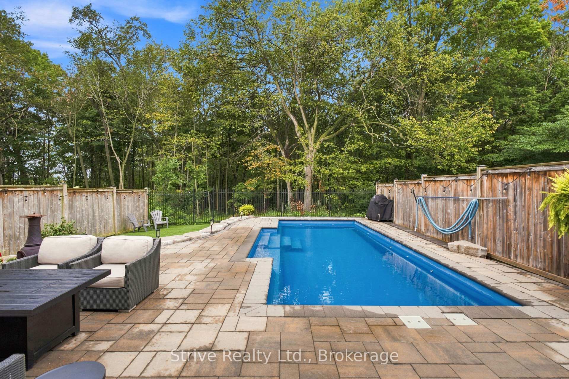 Photo 36 of 28 Woolacott Lane, Clarington, Bowmanville — HOMEH