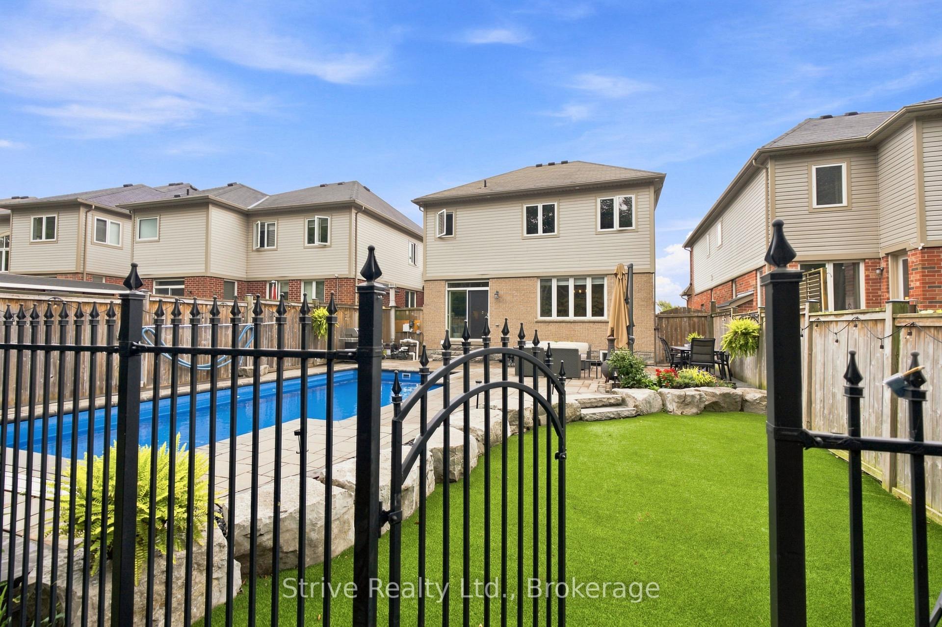 Photo 41 of 28 Woolacott Lane, Clarington, Bowmanville — HOMEH