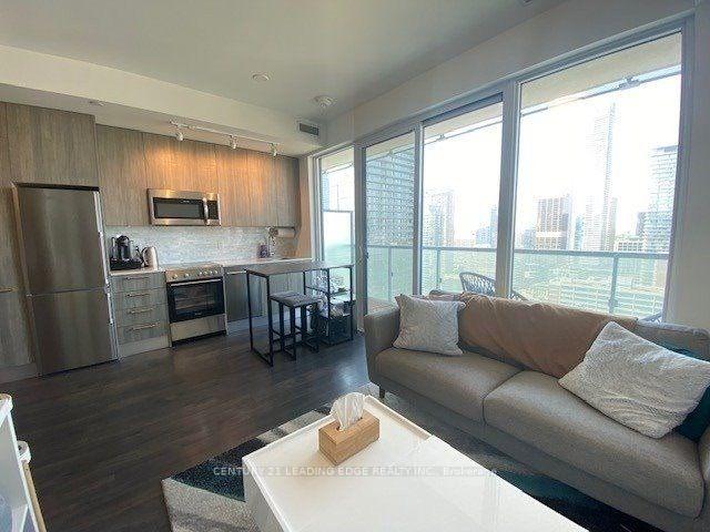 Photo 7 of Unit 3208, 28 Wellesley Street E, Toronto, Church-Yonge Corridor — HOMEH