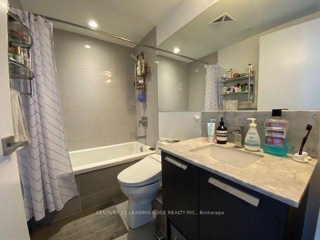 Photo 17 of Unit 3208, 28 Wellesley Street E, Toronto, Church-Yonge Corridor — HOMEH