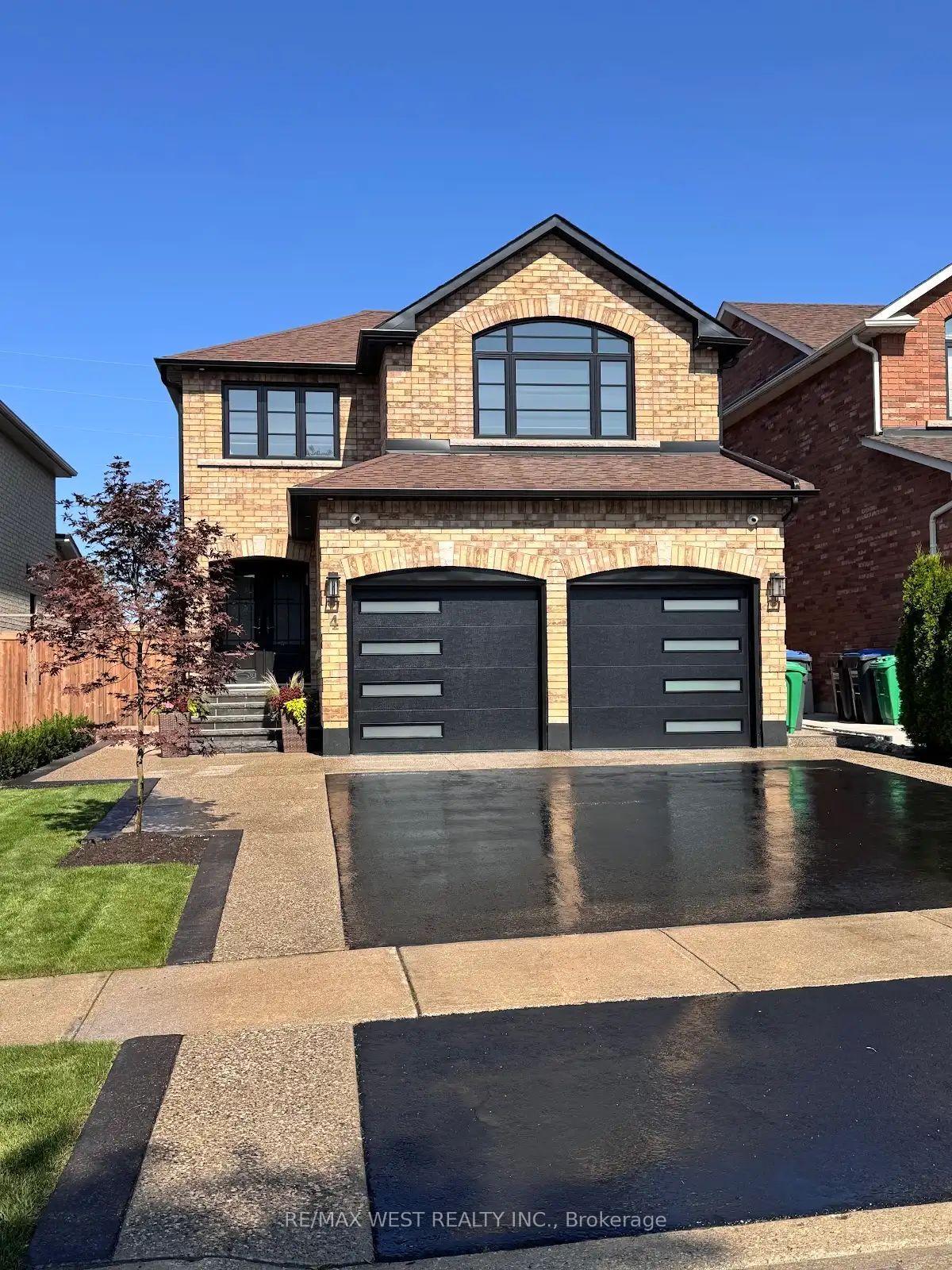 Photo 1 of 4 Gray Park, Caledon, Bolton West — HOMEH