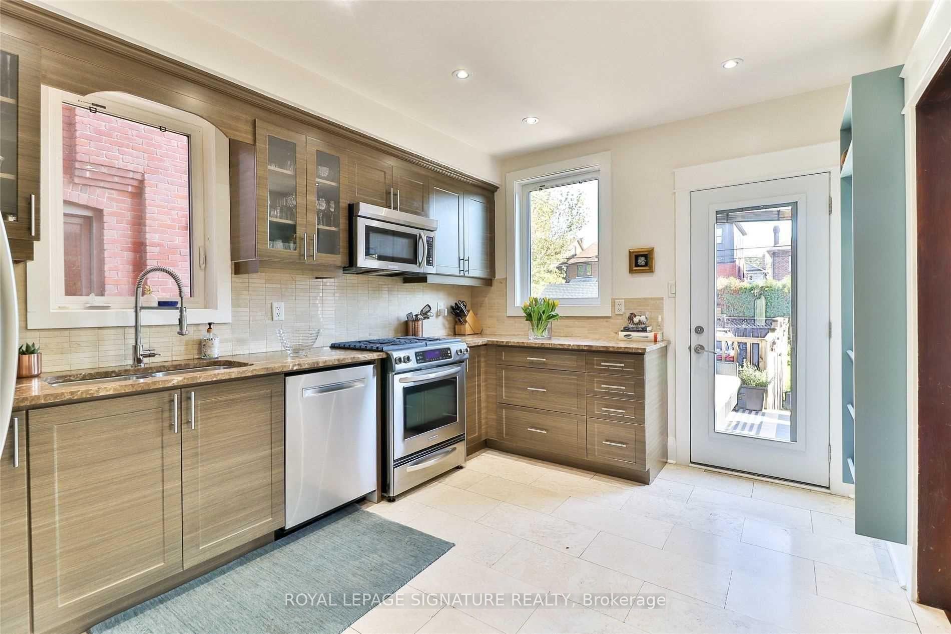 Photo 14 of 157 Northcliffe Boulevard, Toronto, Oakwood Village — HOMEH