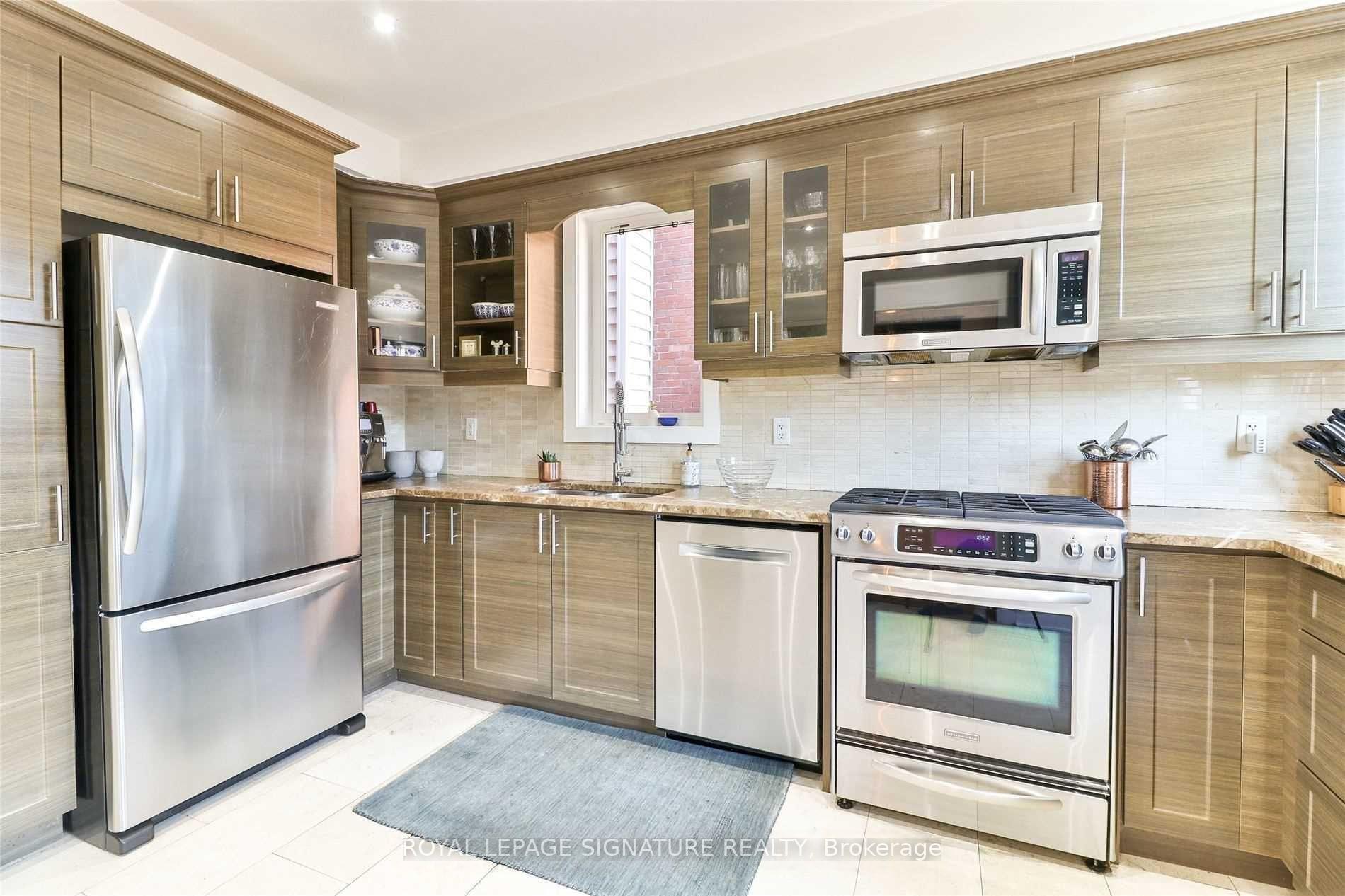 Photo 16 of 157 Northcliffe Boulevard, Toronto, Oakwood Village — HOMEH