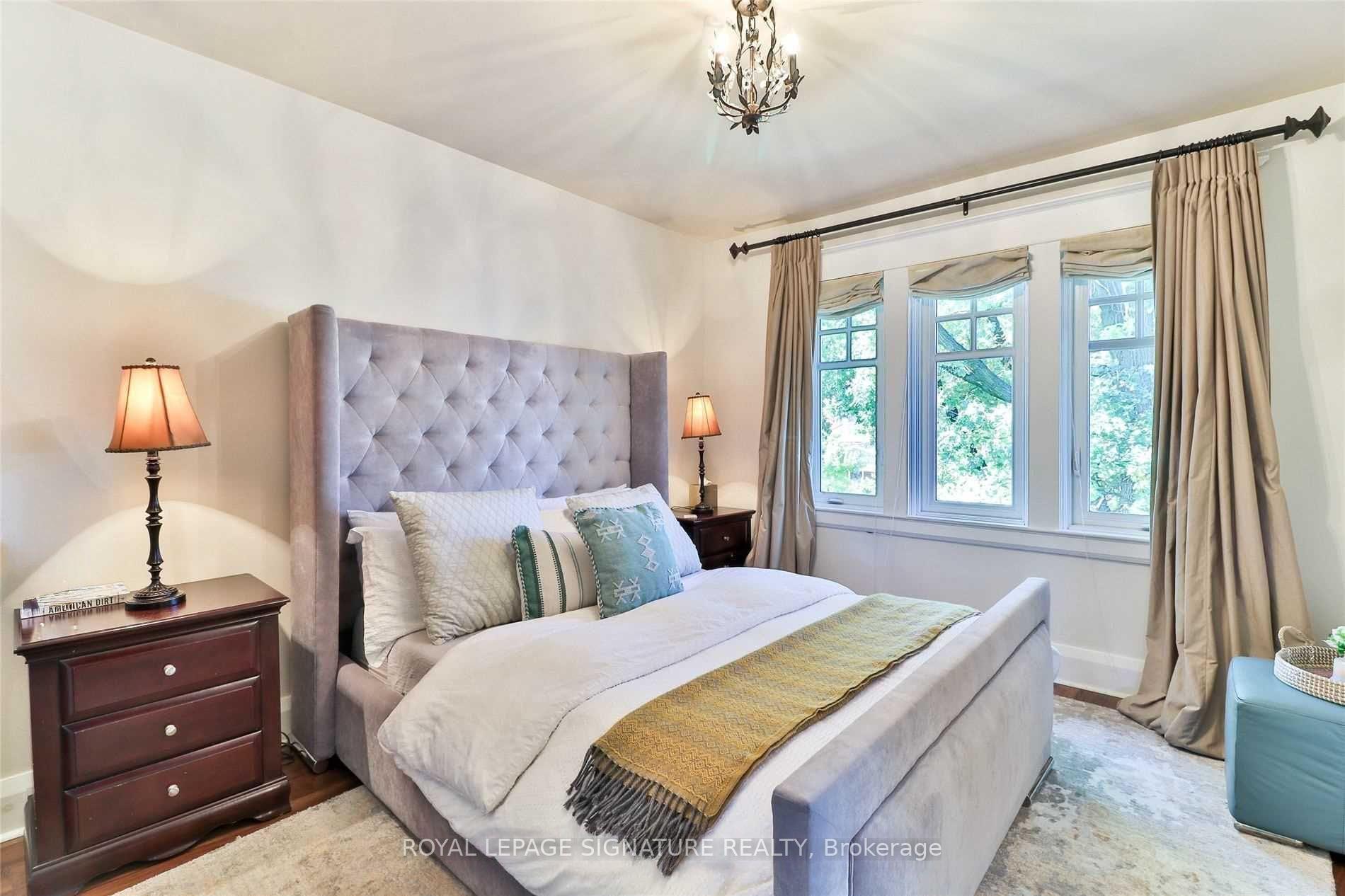 Photo 20 of 157 Northcliffe Boulevard, Toronto, Oakwood Village — HOMEH