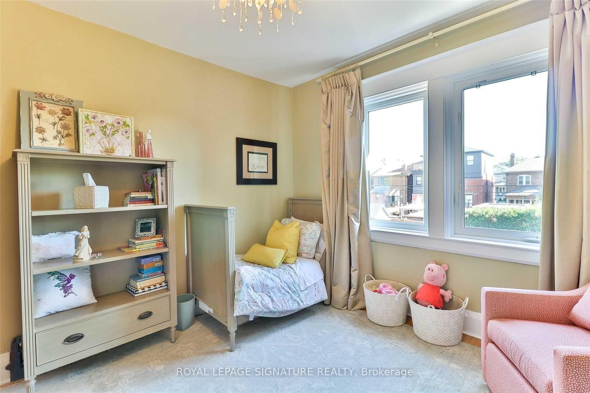 Photo 27 of 157 Northcliffe Boulevard, Toronto, Oakwood Village — HOMEH