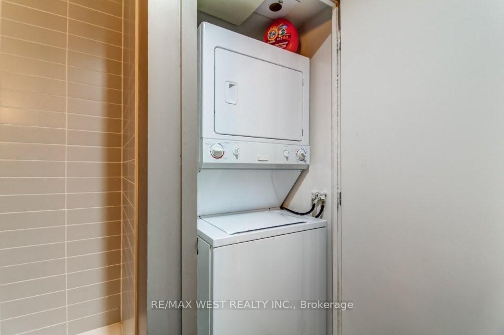 Photo 17 of Unit 1604, 33 Mill Street, Toronto, Waterfront Communities — HOMEH
