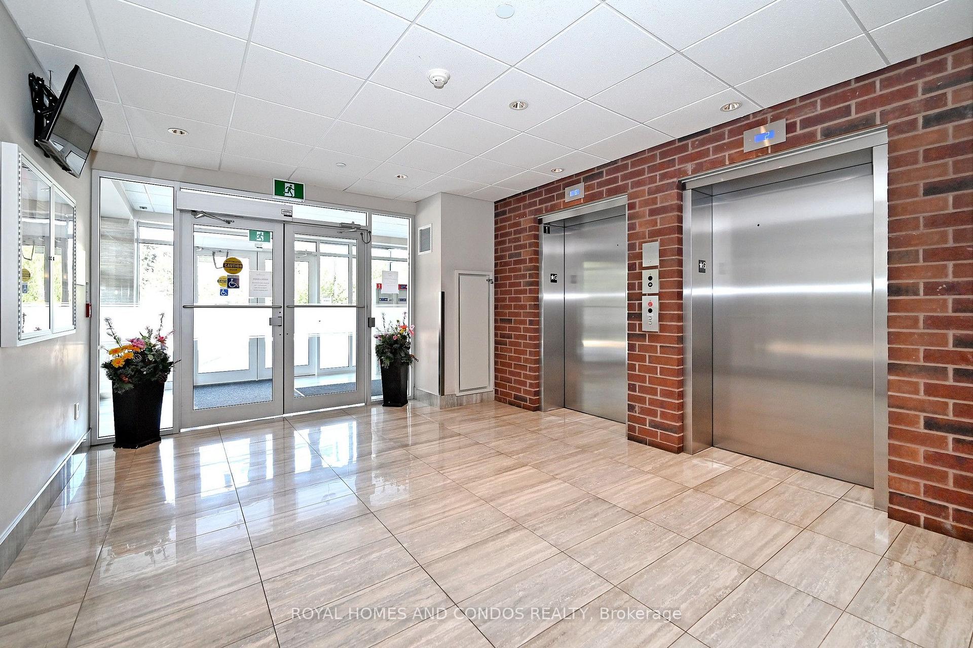 Photo 3 of Unit 203, 7768 Kennedy Road, Markham, Milliken Mills West — HOMEH