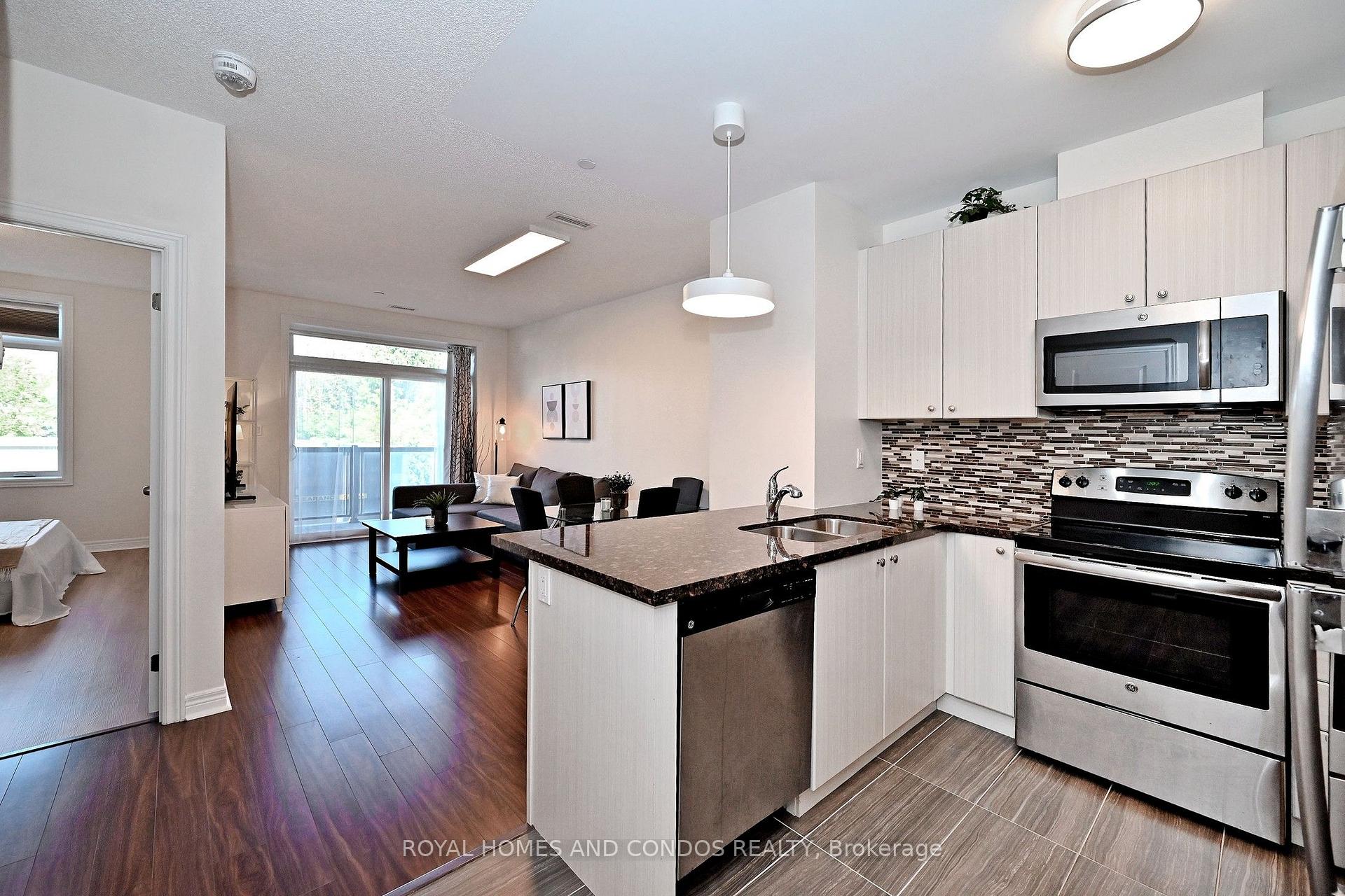 Photo 7 of Unit 203, 7768 Kennedy Road, Markham, Milliken Mills West — HOMEH