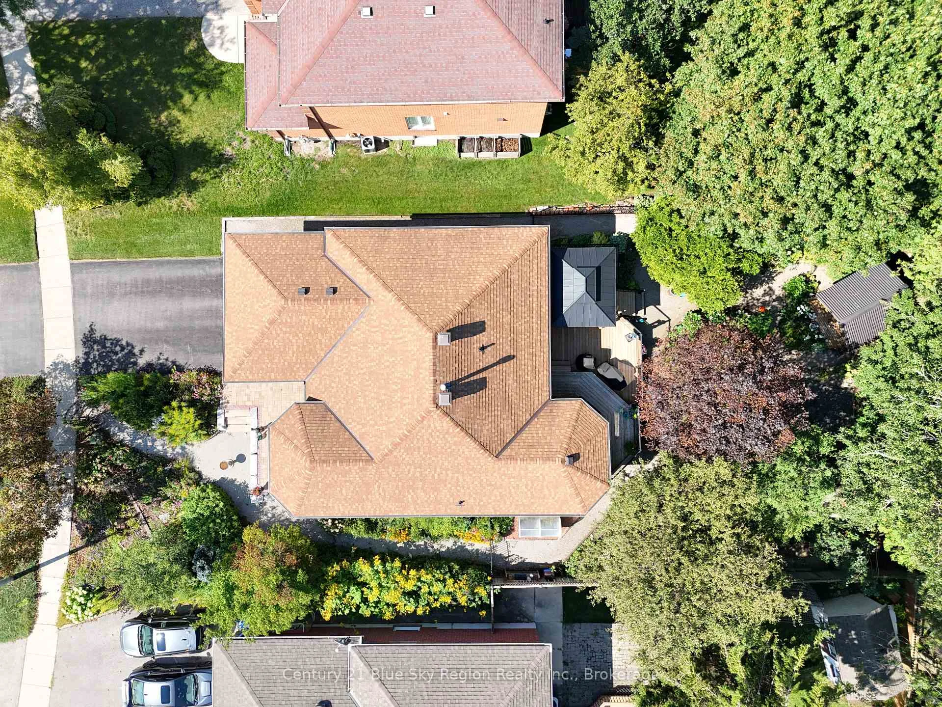 Photo 38 of 1997 Craig Road, Innisfil, Alcona — HOMEH
