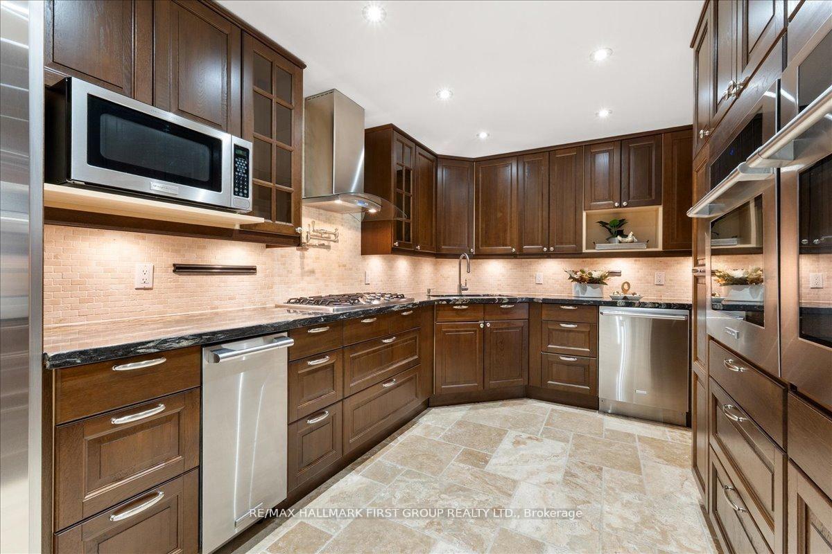 Photo 10 of 986 Mountcastle Crescent, Pickering, Liverpool — HOMEH