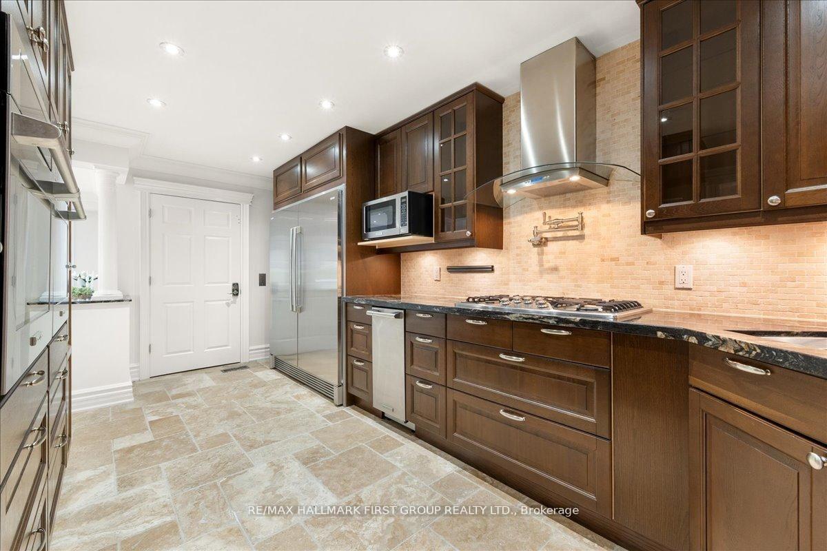 Photo 12 of 986 Mountcastle Crescent, Pickering, Liverpool — HOMEH