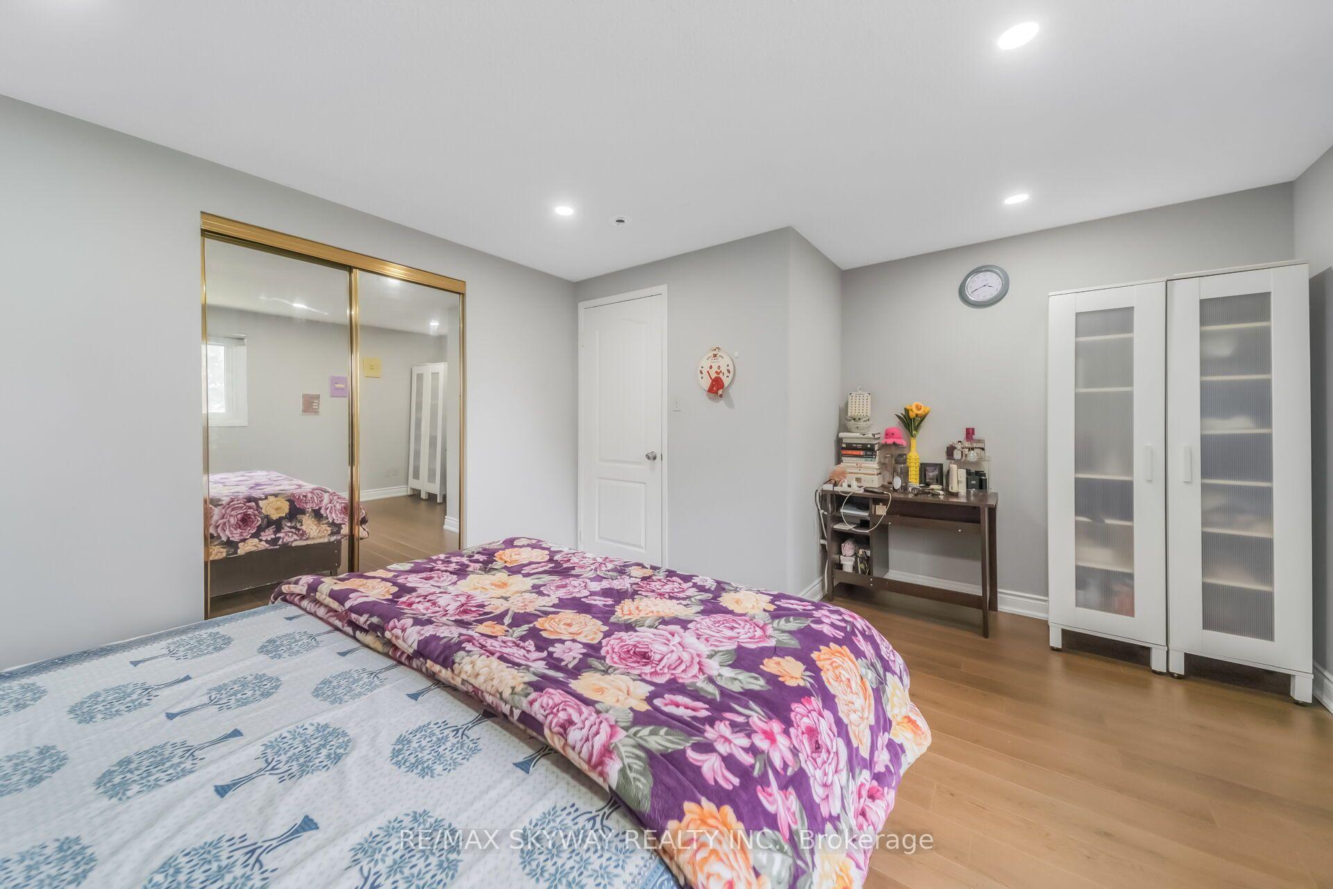 Photo 27 of 42 Newbury Drive, Kitchener, Forest Heights — HOMEH
