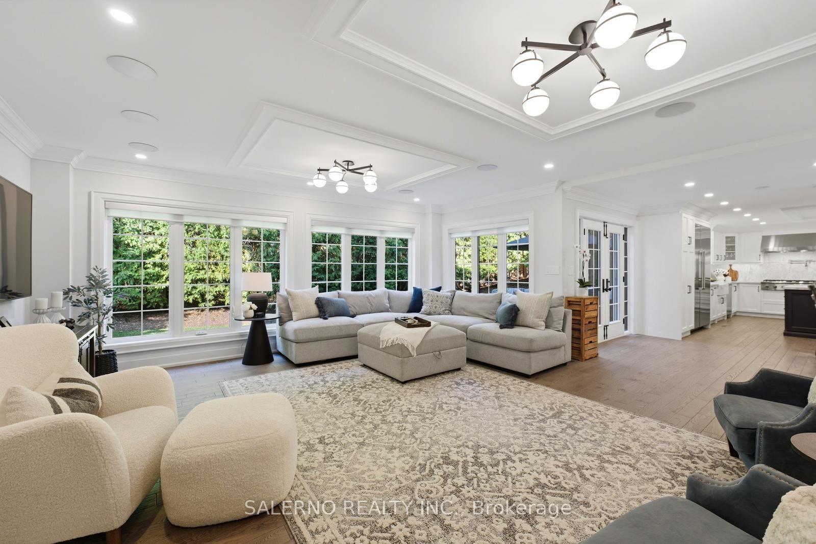 Photo 19 of 35 Sir Constantine Drive, Markham, Markham Village — HOMEH