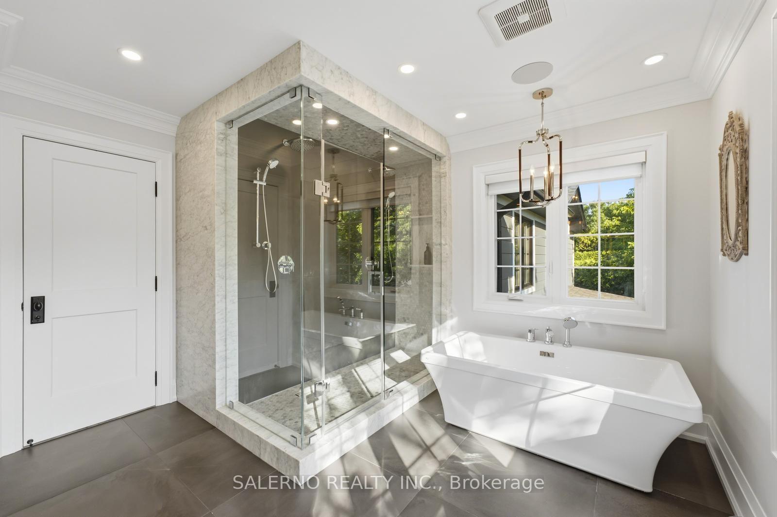 Photo 25 of 35 Sir Constantine Drive, Markham, Markham Village — HOMEH