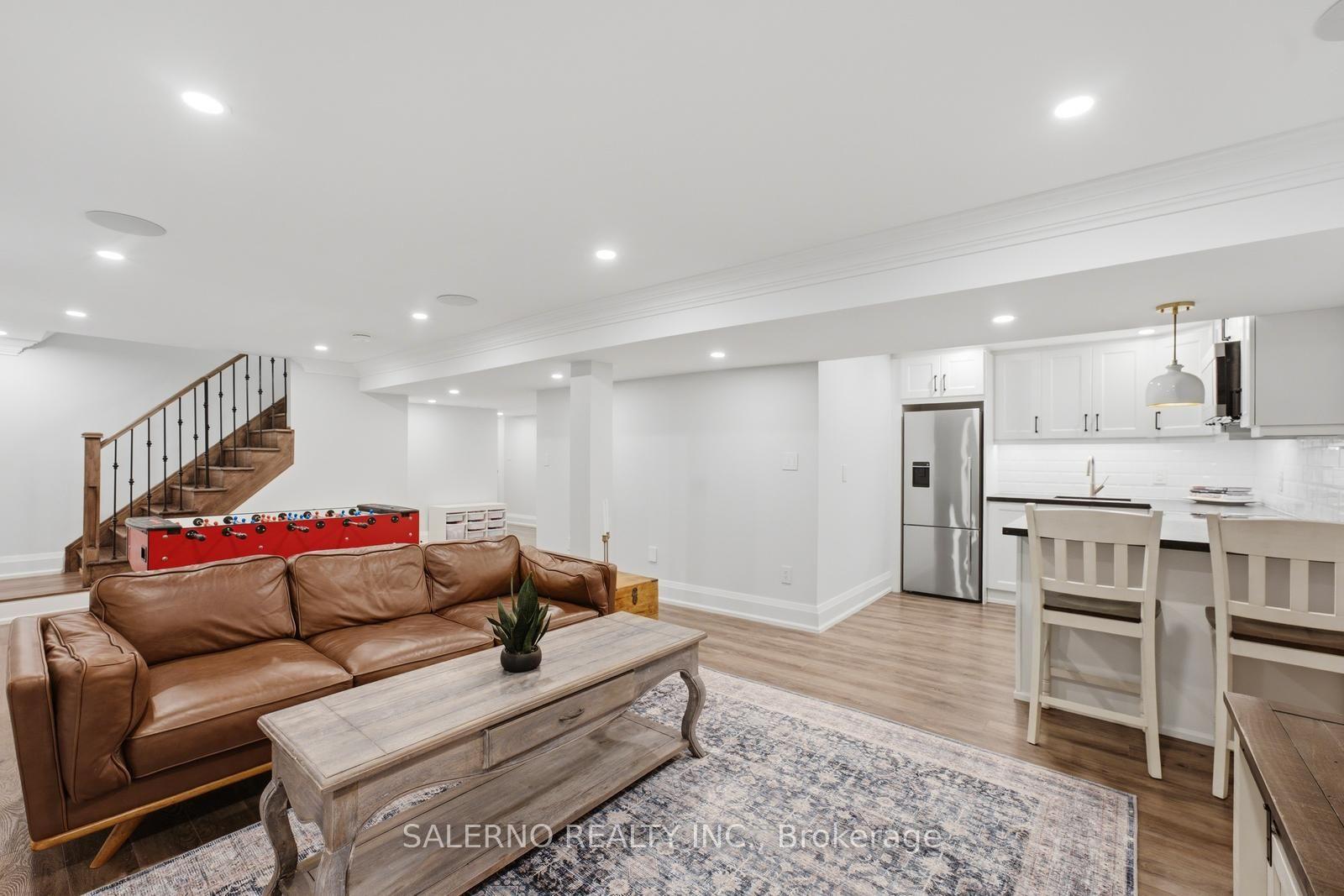 Photo 34 of 35 Sir Constantine Drive, Markham, Markham Village — HOMEH