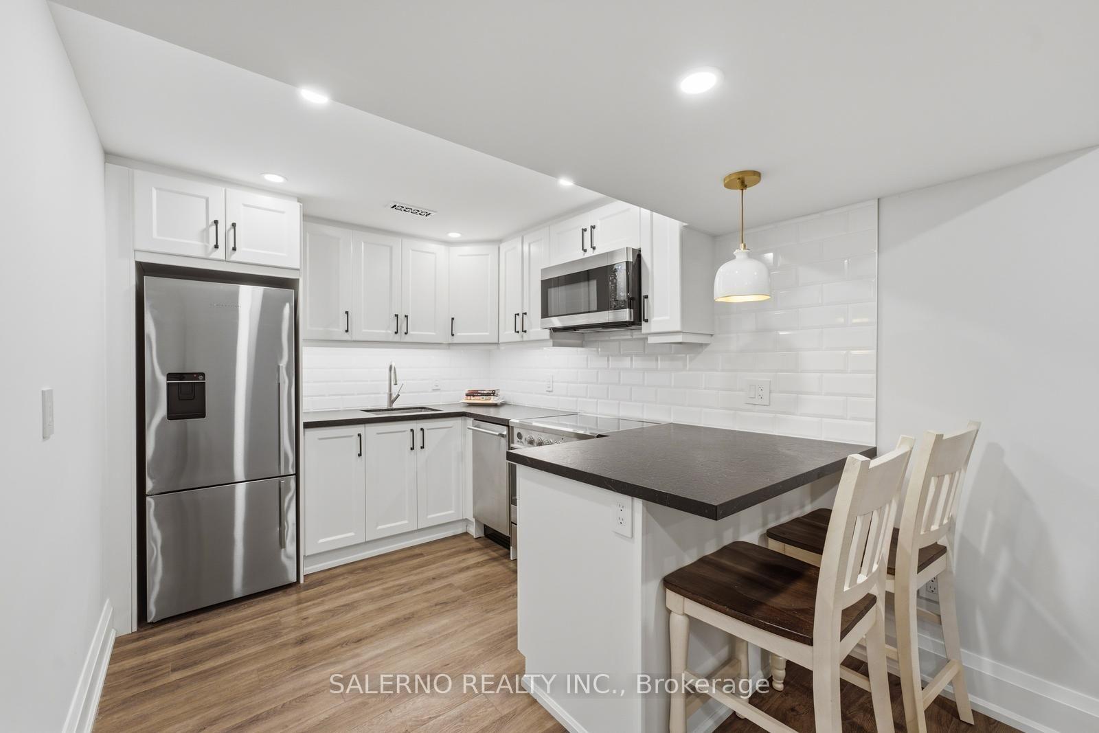 Photo 35 of 35 Sir Constantine Drive, Markham, Markham Village — HOMEH