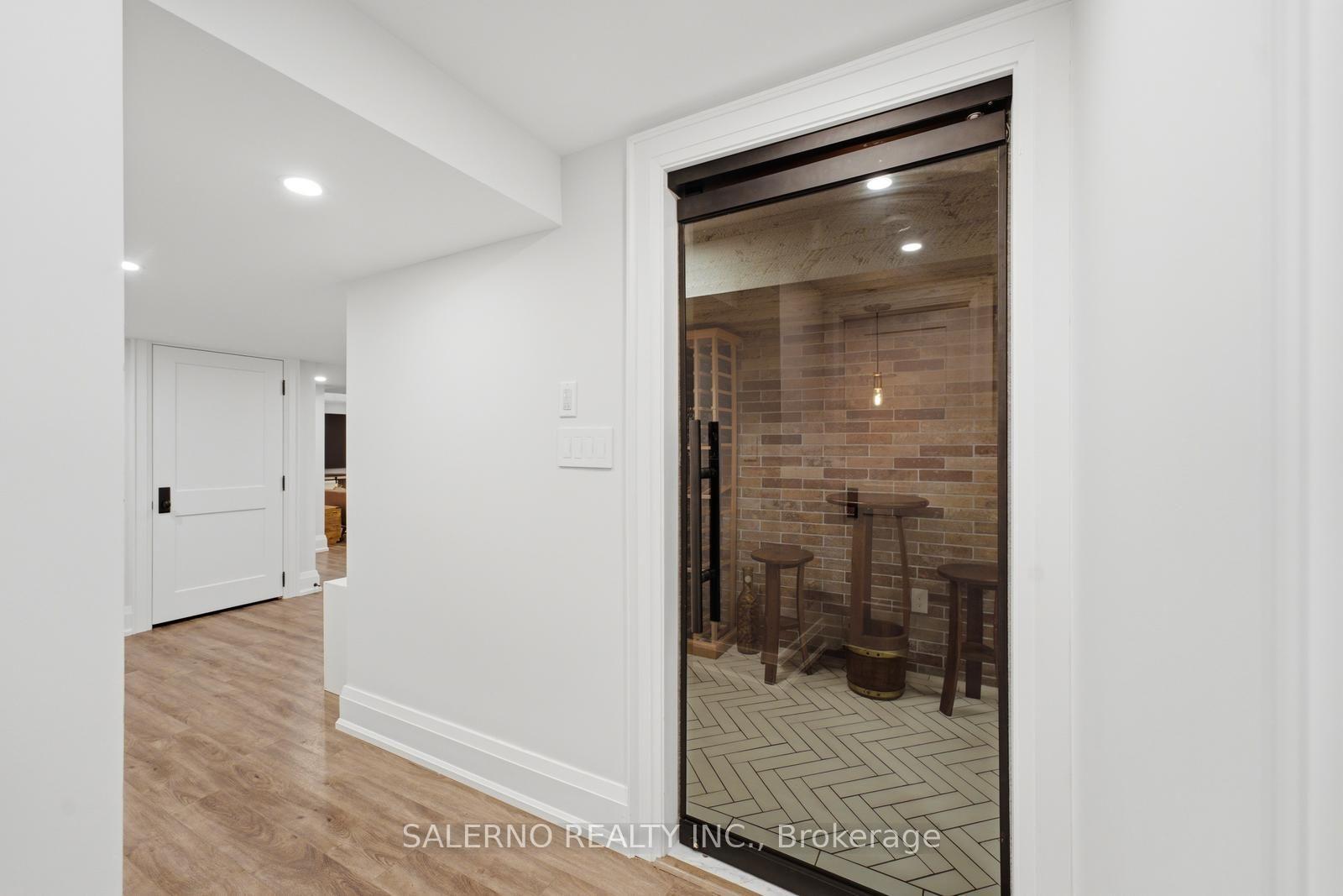 Photo 37 of 35 Sir Constantine Drive, Markham, Markham Village — HOMEH