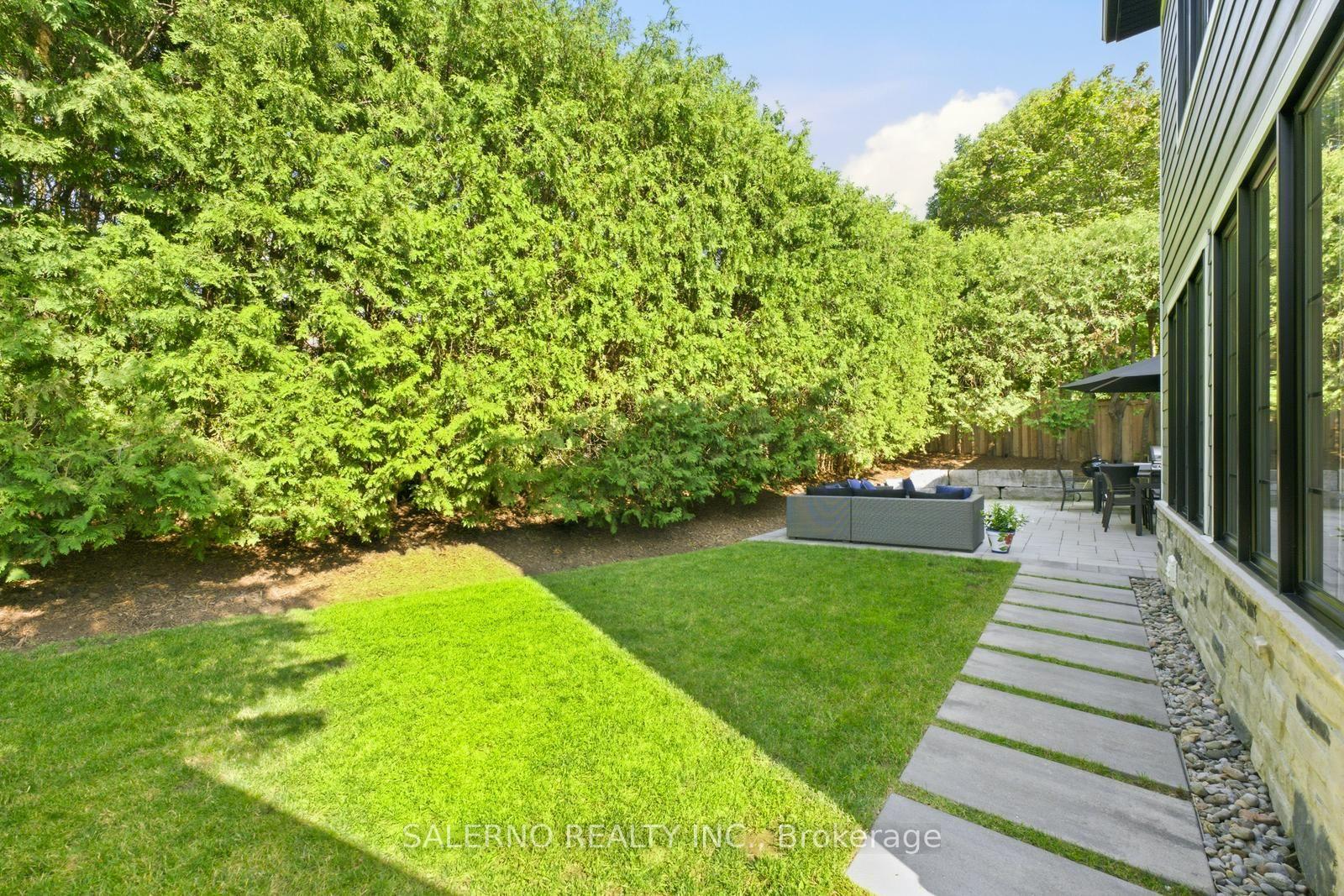 Photo 41 of 35 Sir Constantine Drive, Markham, Markham Village — HOMEH