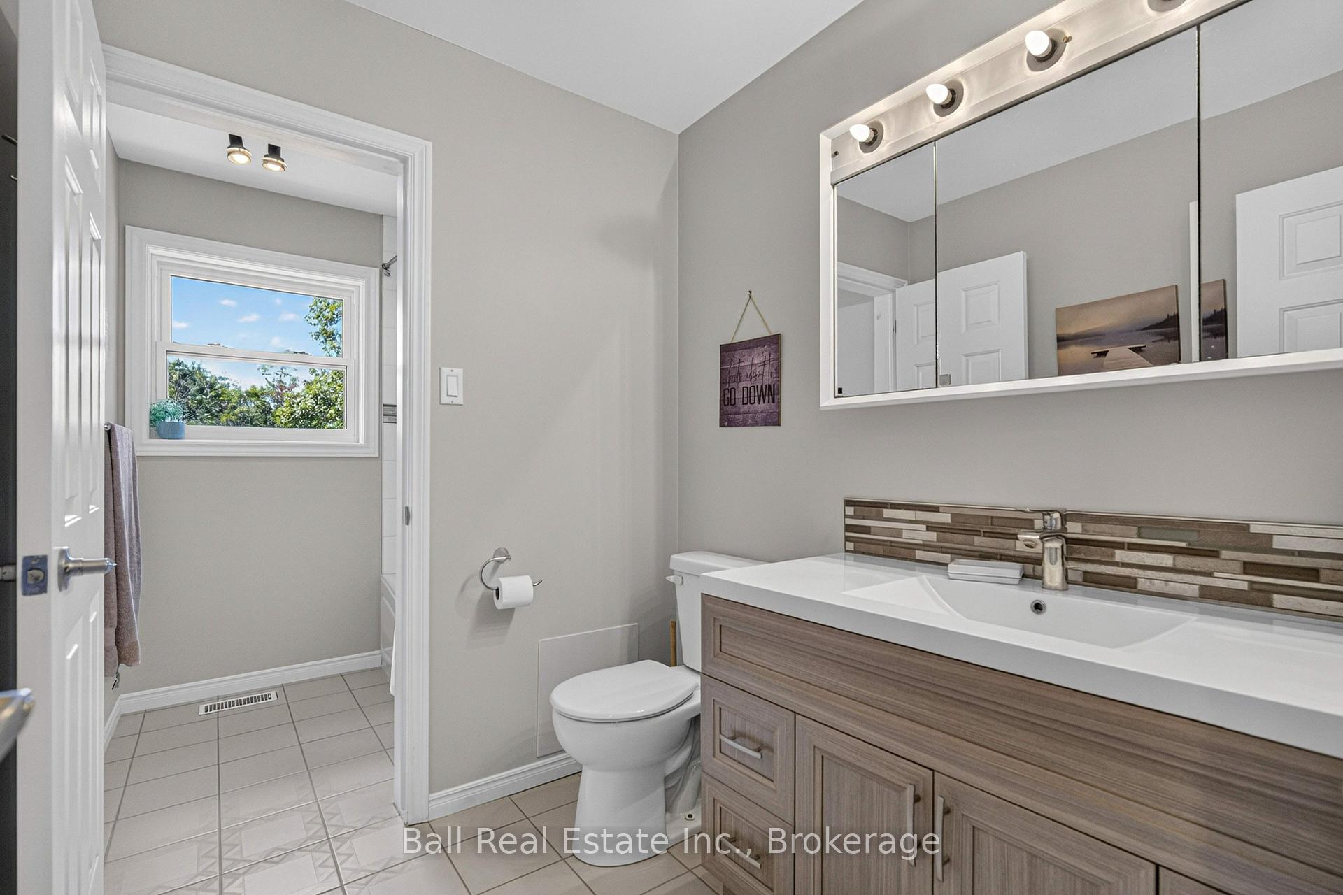 Photo 15 of 2331 Lakeside Drive, Douro-Dummer — HOMEH