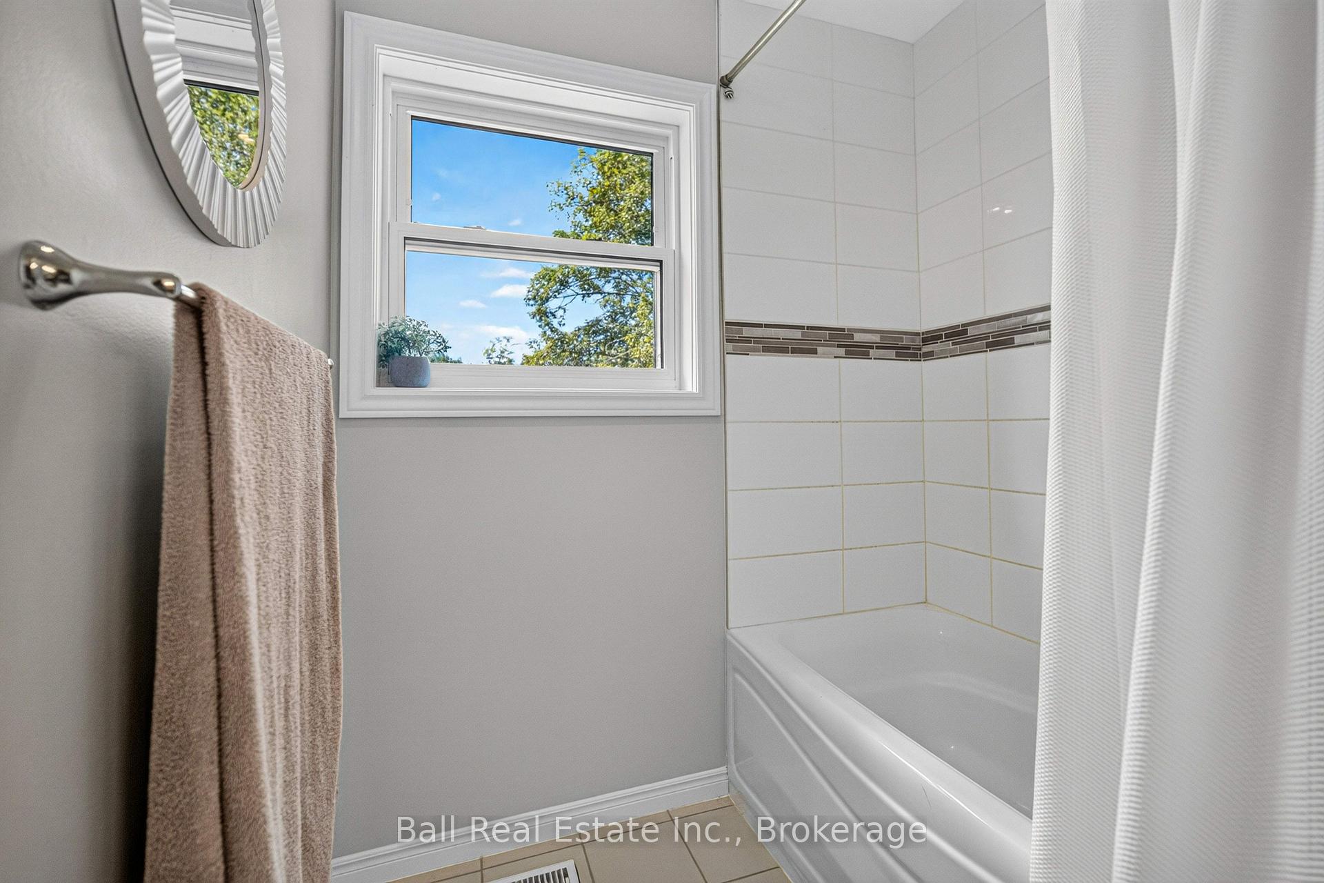 Photo 16 of 2331 Lakeside Drive, Douro-Dummer — HOMEH
