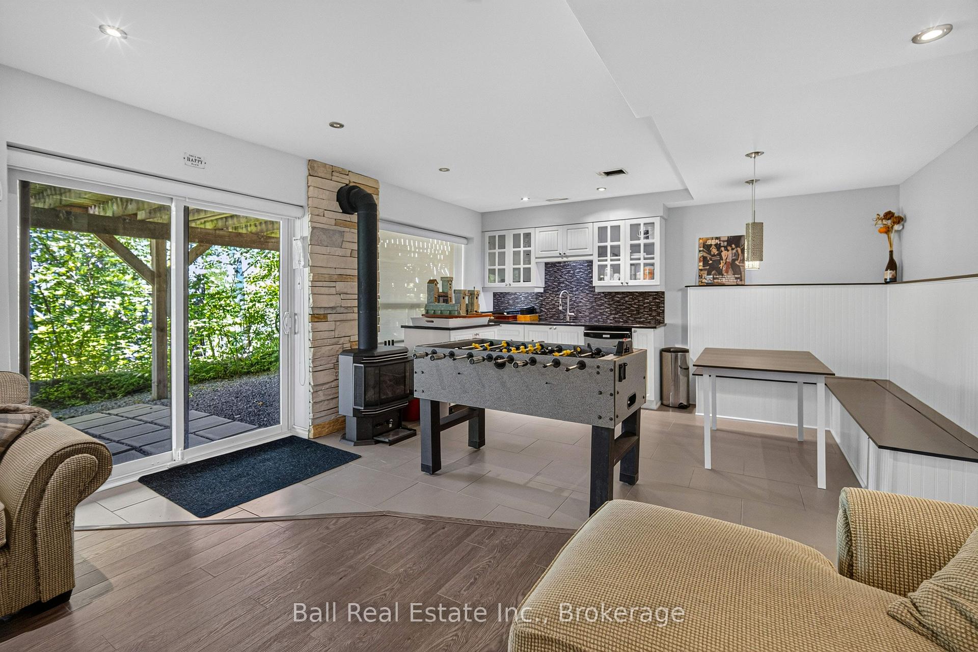 Photo 24 of 2331 Lakeside Drive, Douro-Dummer — HOMEH